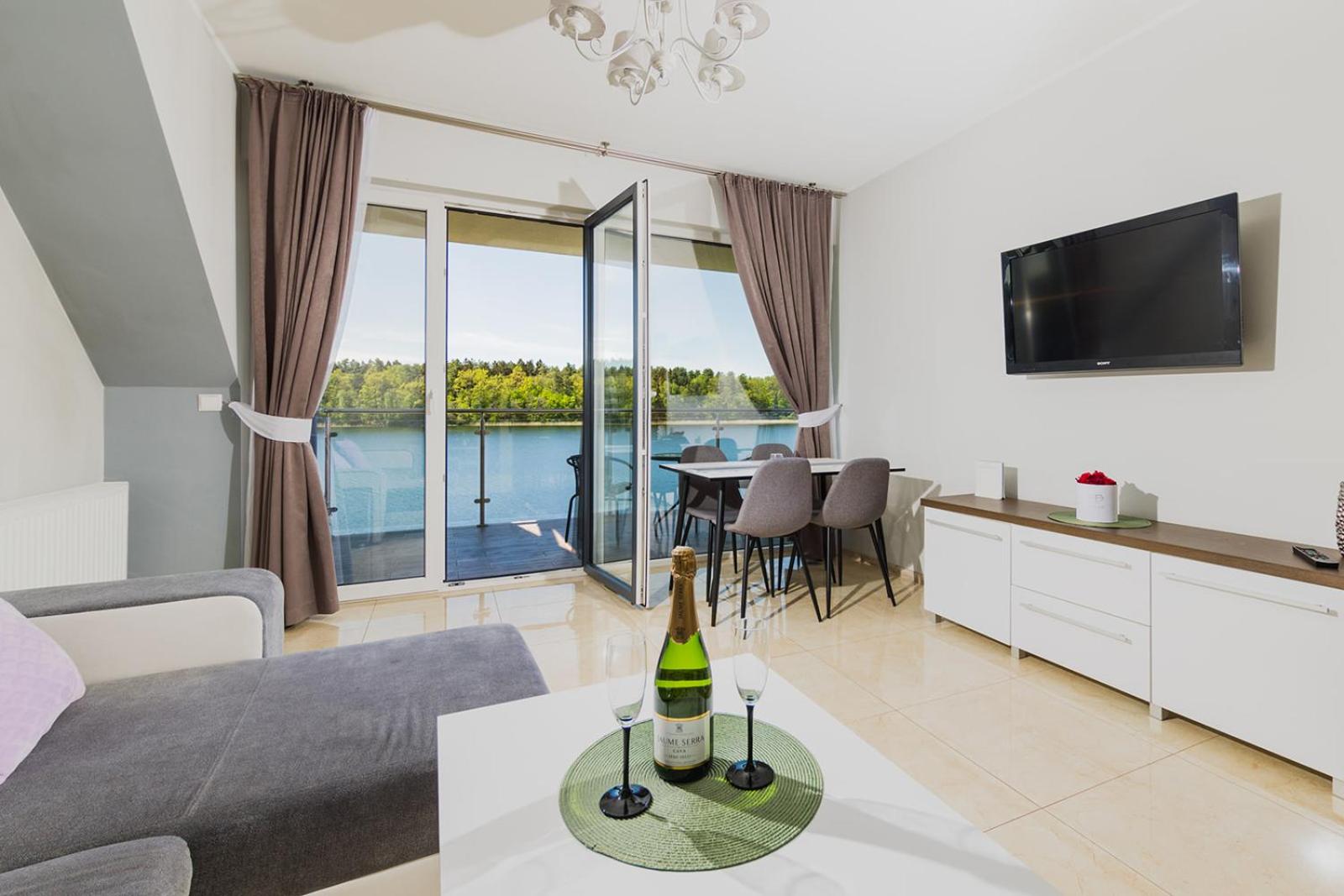 Apartment with Lake View photo 1