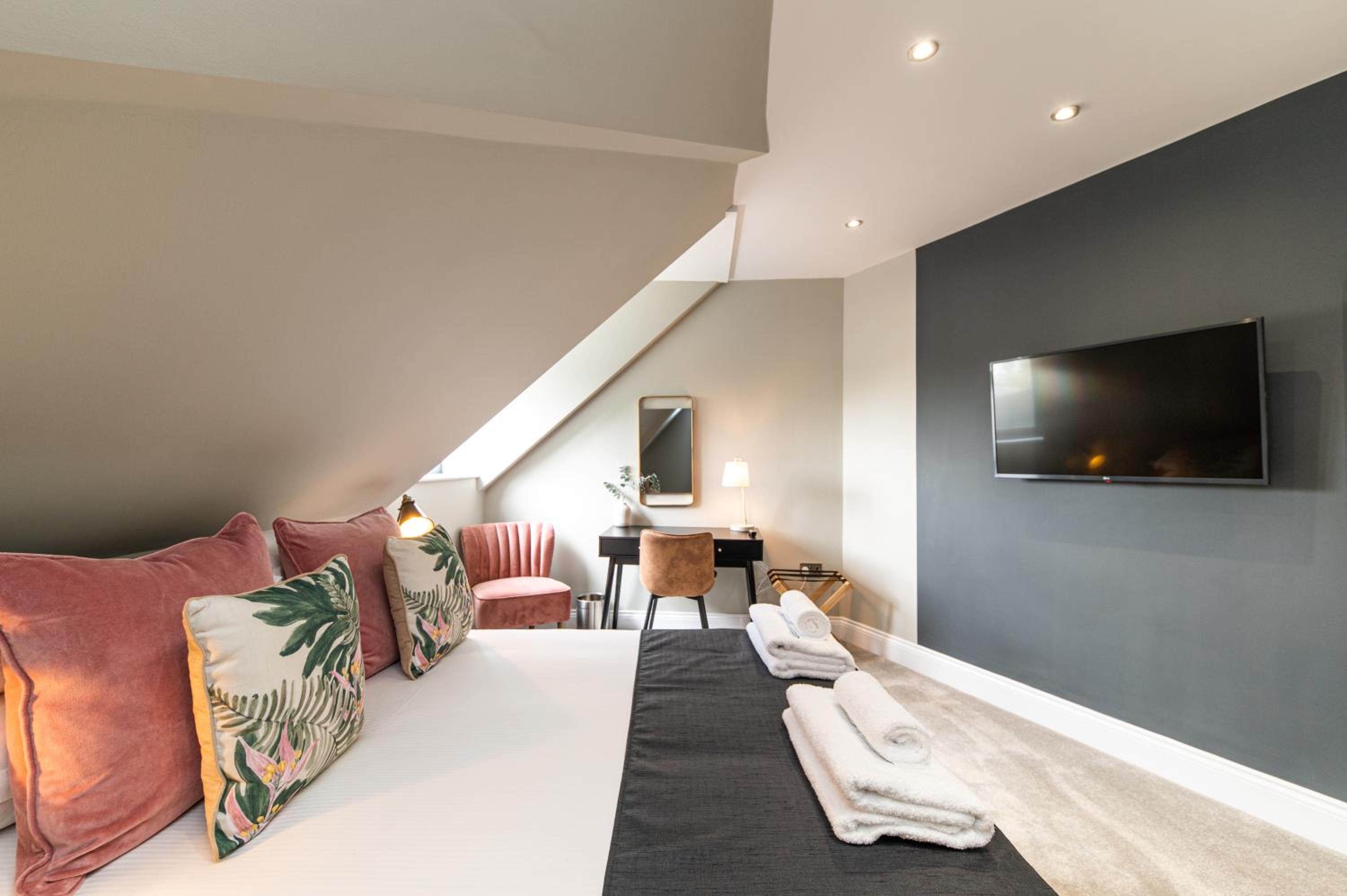 Penthouse Apartment photo 2