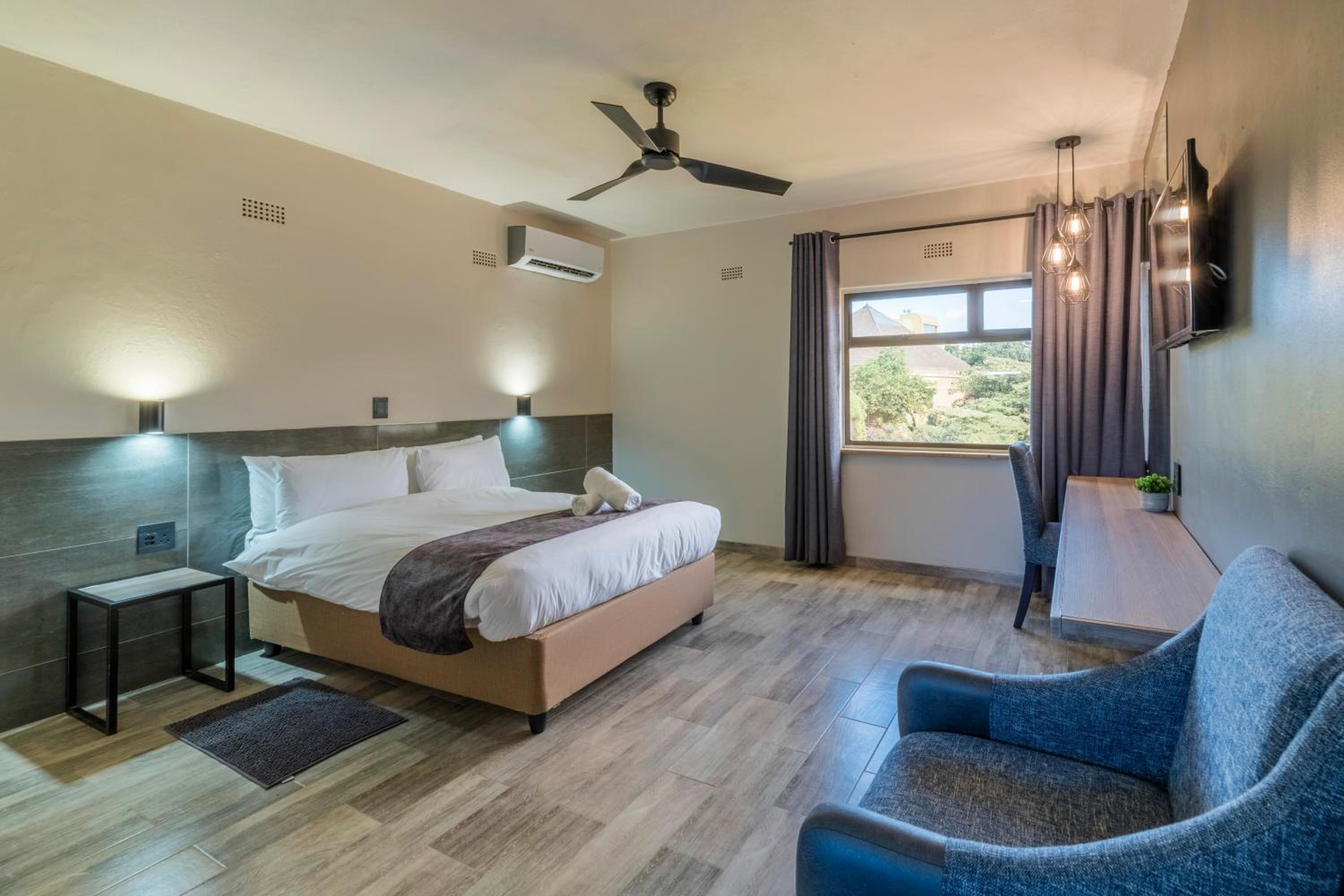 Superior Double Room - Photo 1