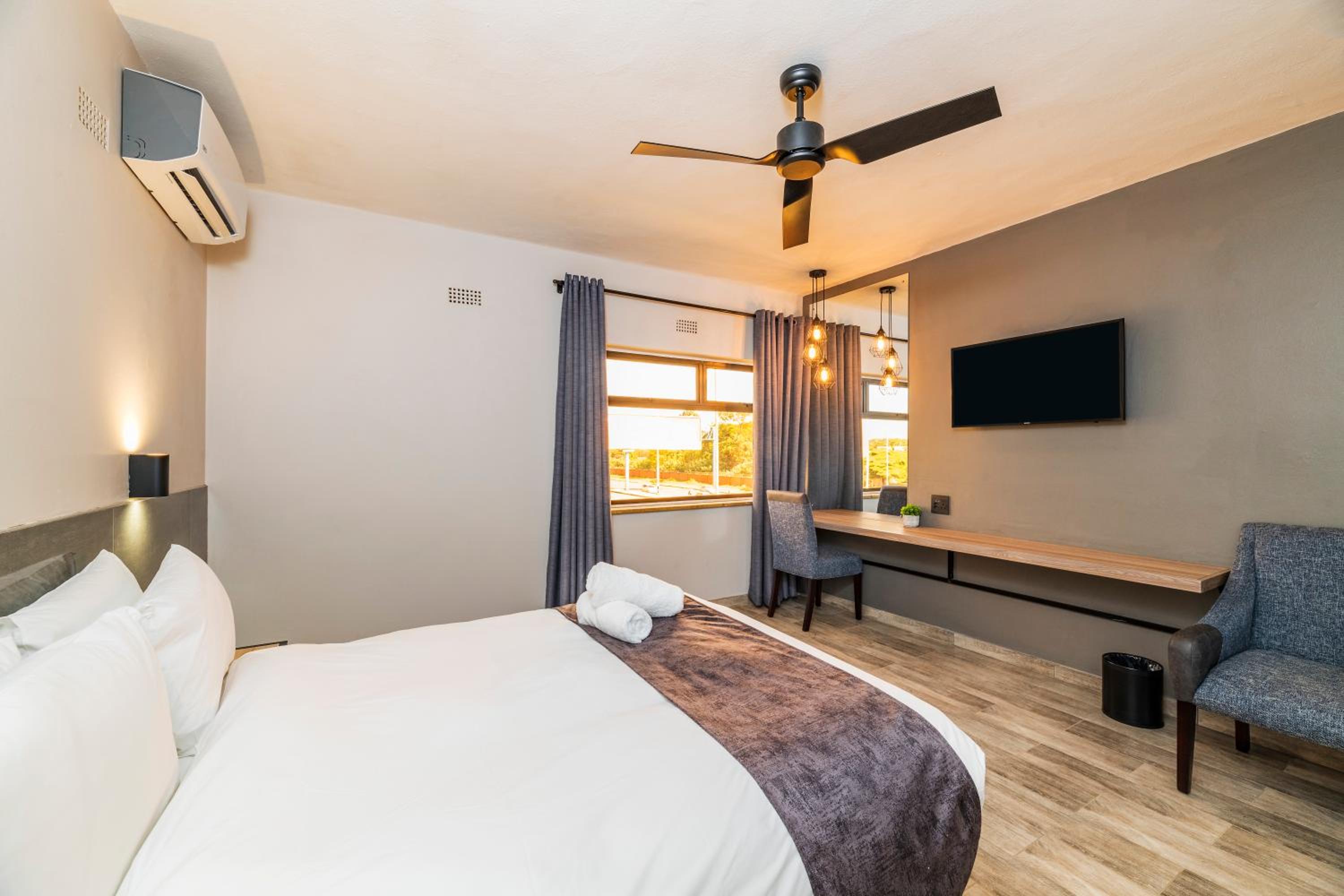 Superior Double Room - Photo 3