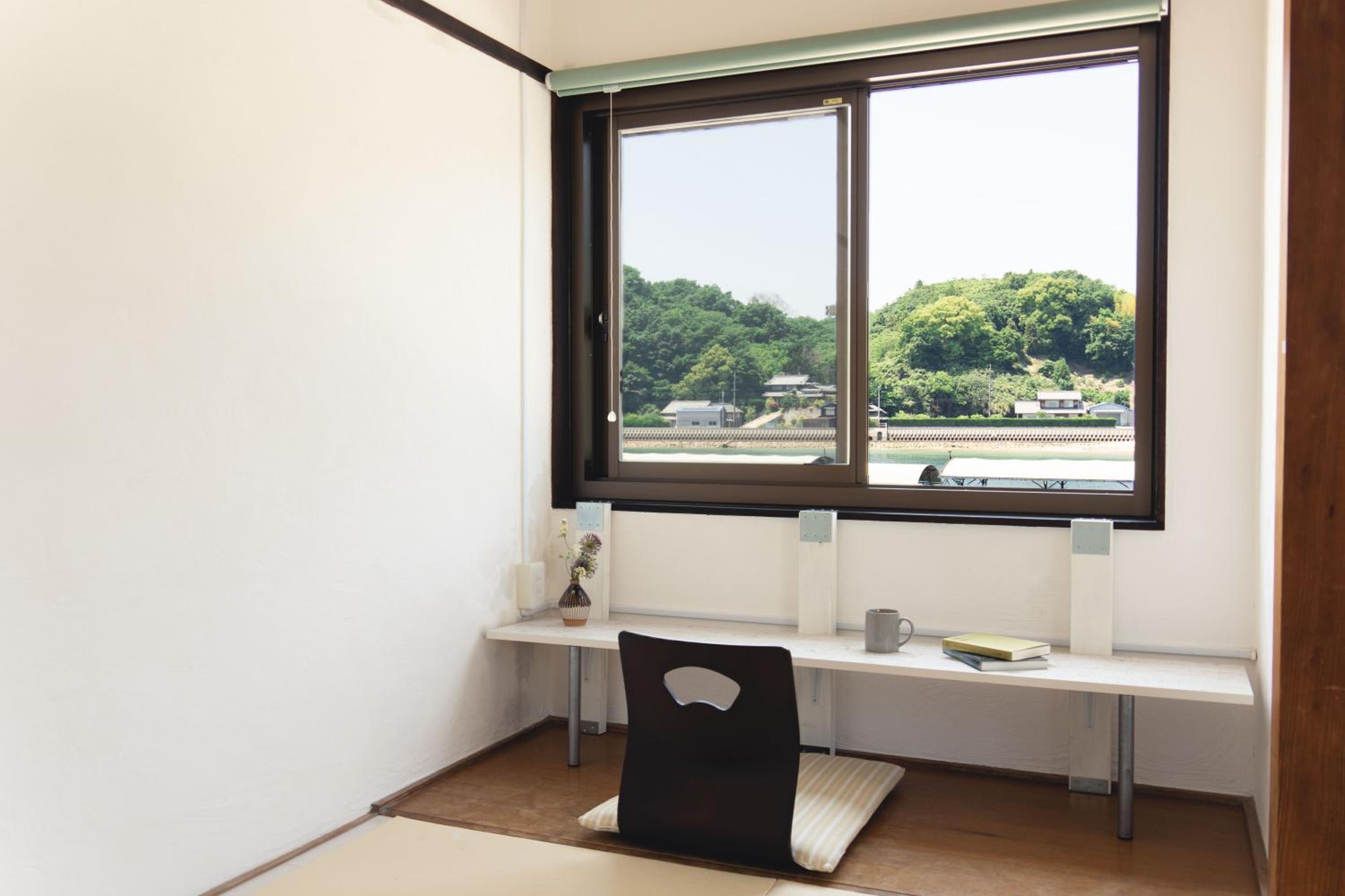 Japanese-Style Twin Room - Photo 2