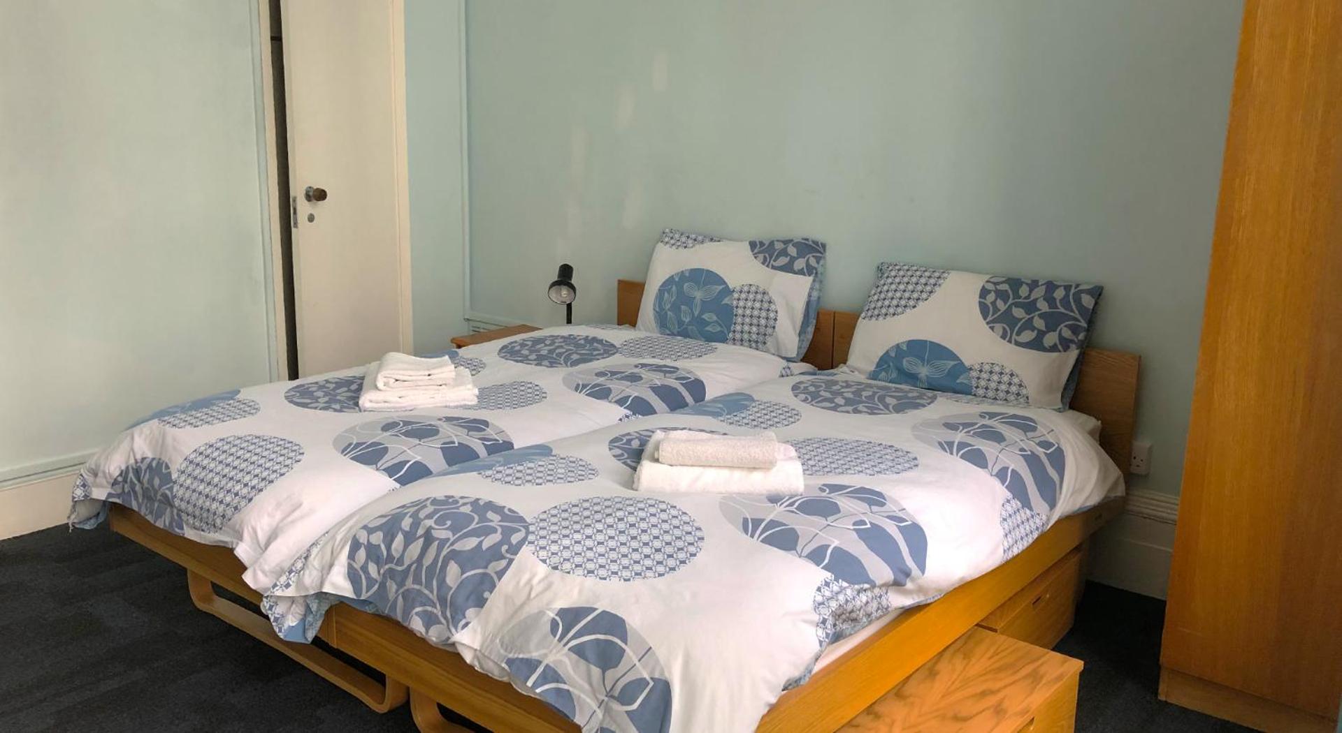Twin Room with Communal Bathroom  photo 3