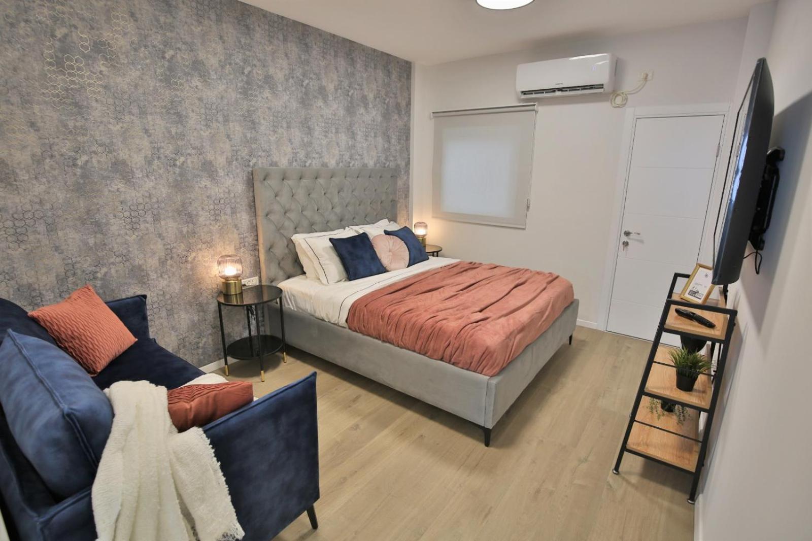 Budget Double Room photo 1