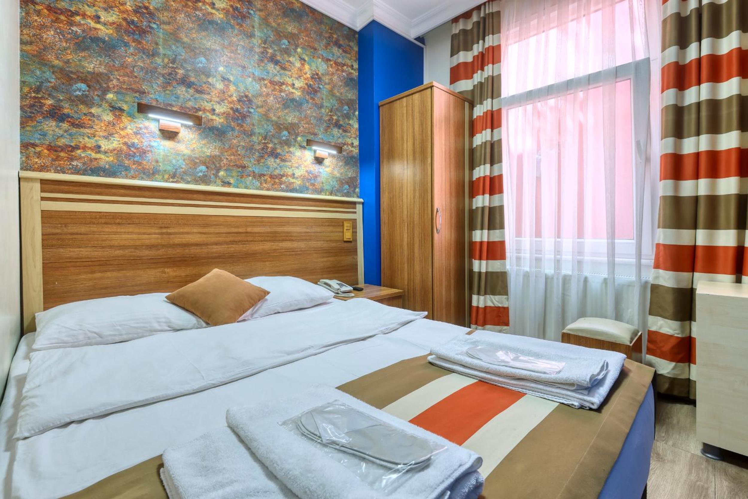 Economy Double Room photo 1