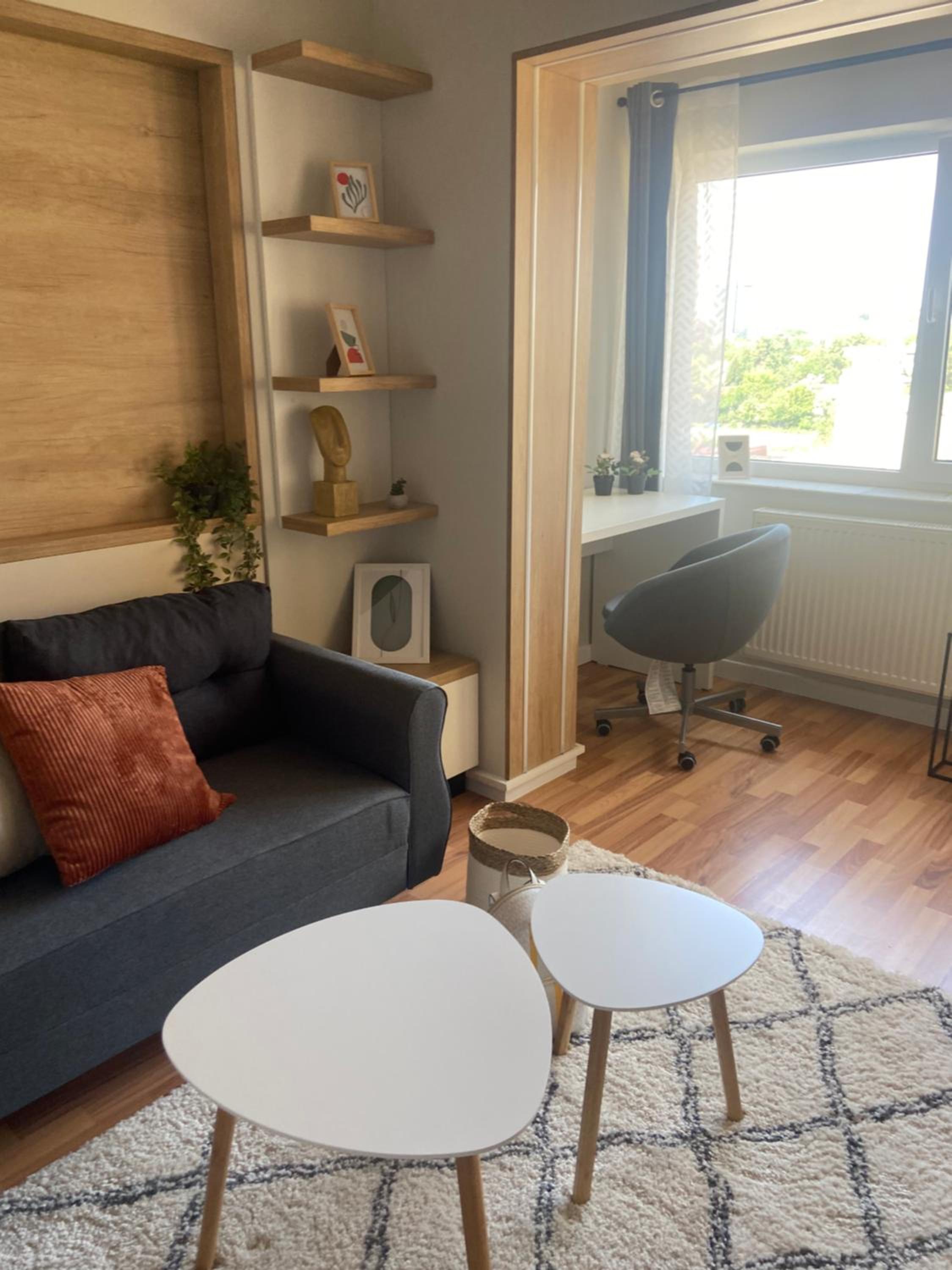 Deluxe Apartment - Photo 2