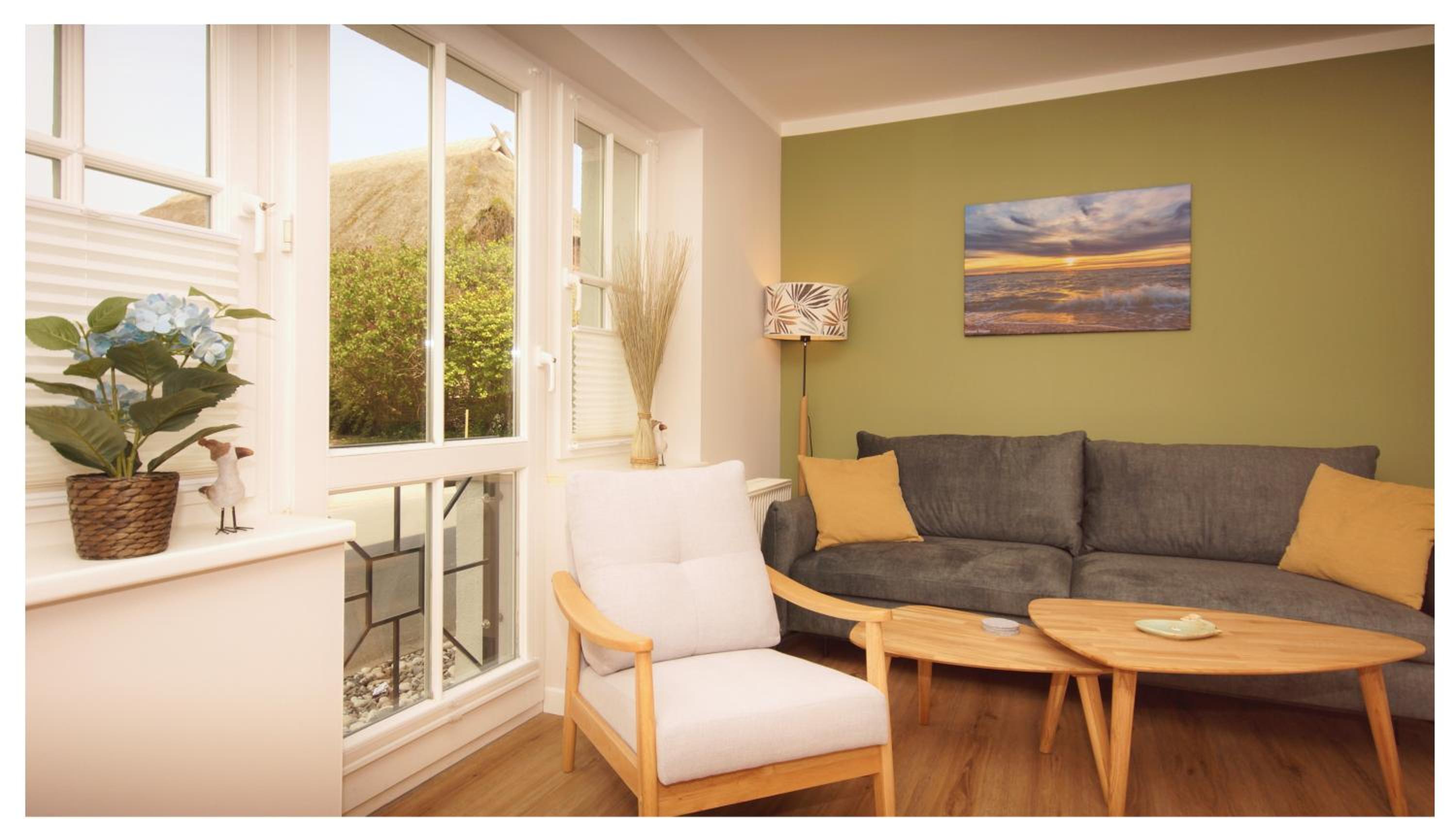 Apartment - Ground Floor photo 2