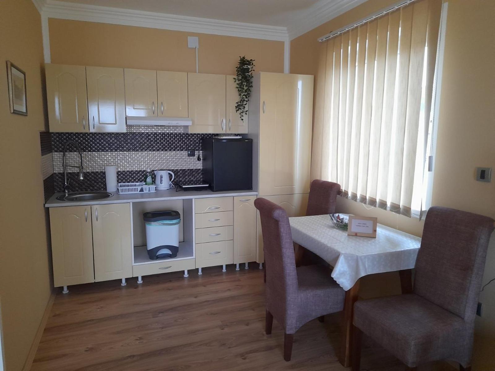 Quadruple Room with Terrace photo 3