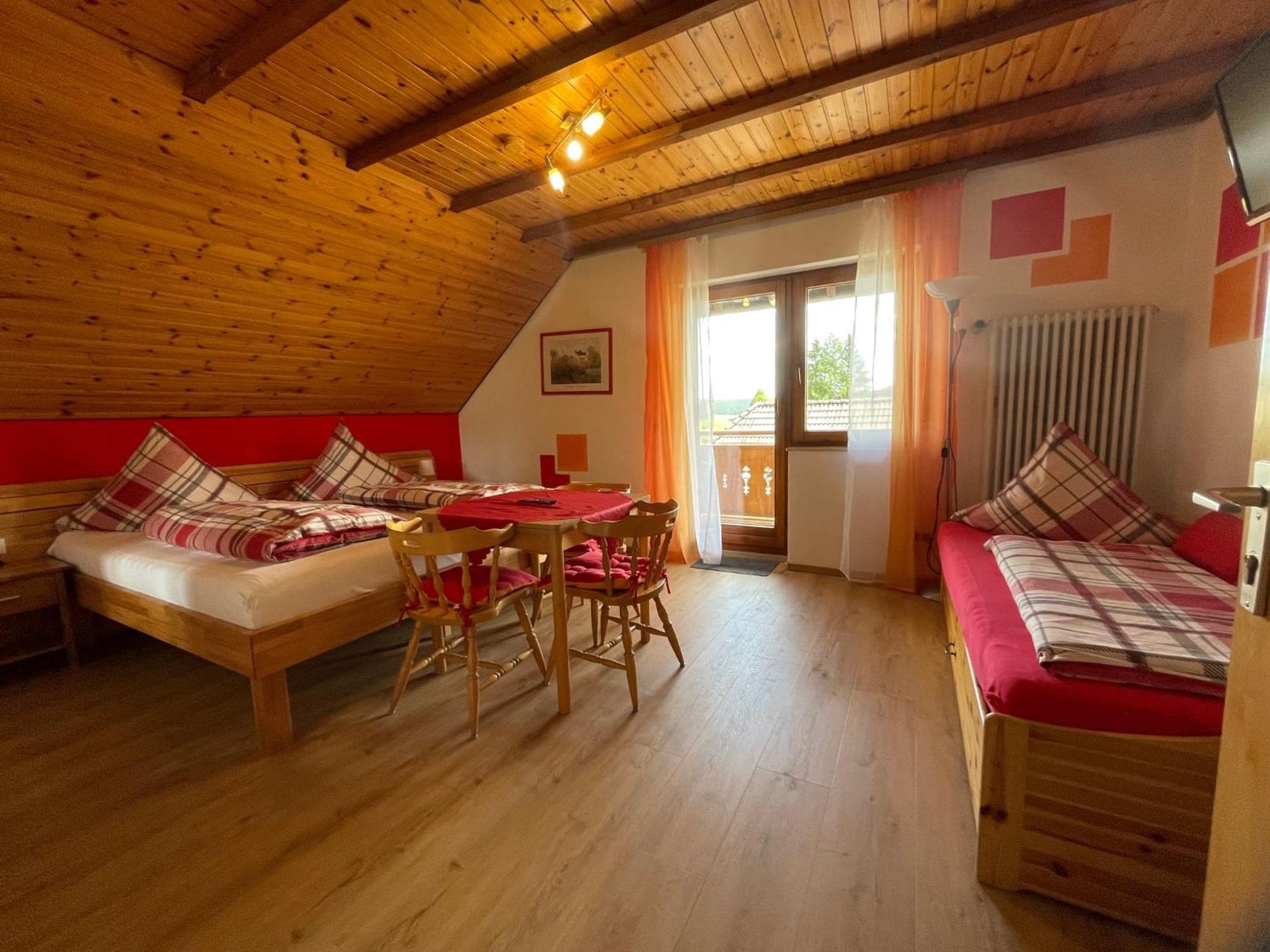 Triple Room - Photo 3