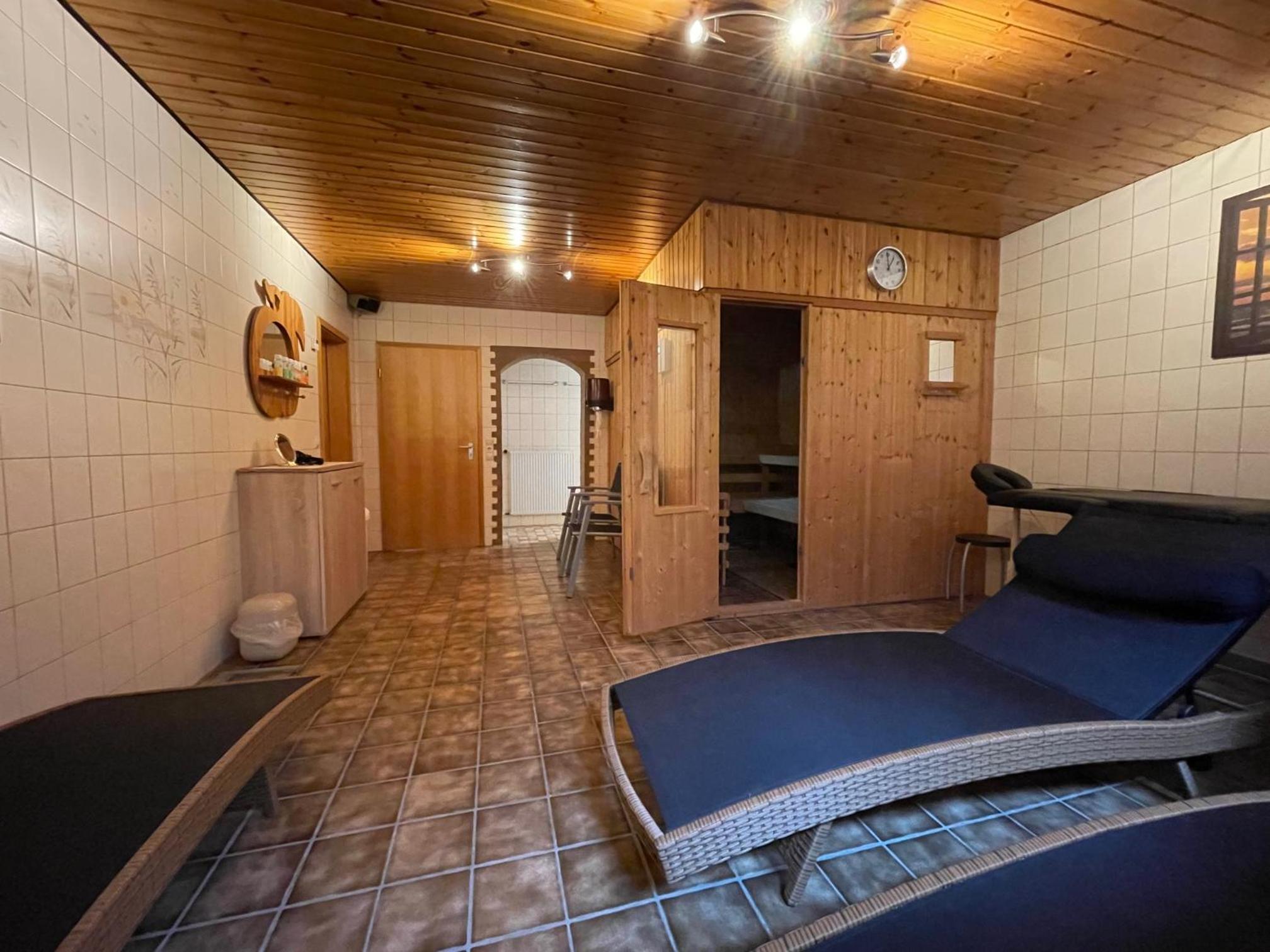 Double Room - Photo 17