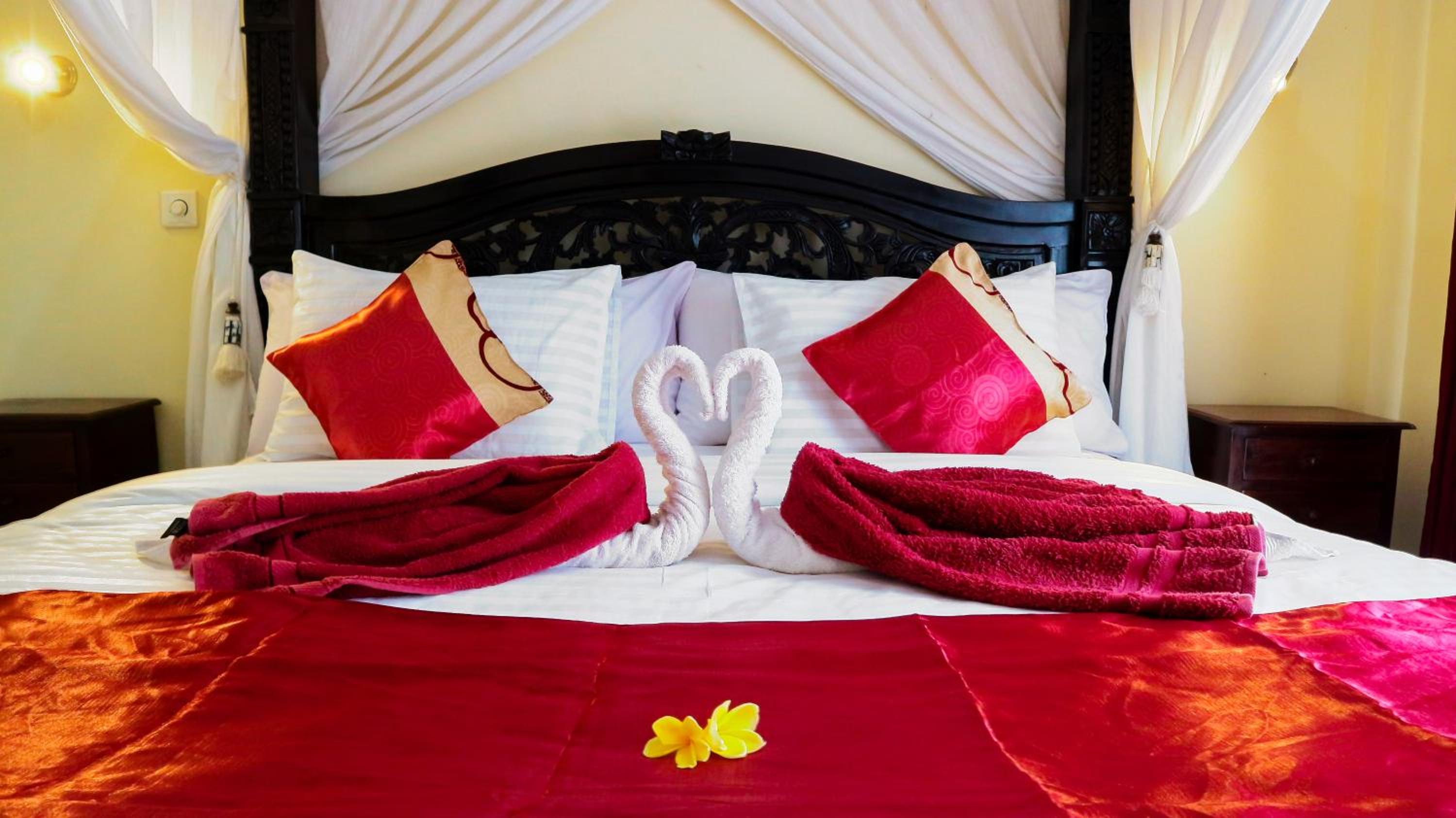 Deluxe Double Room with Bath photo 2