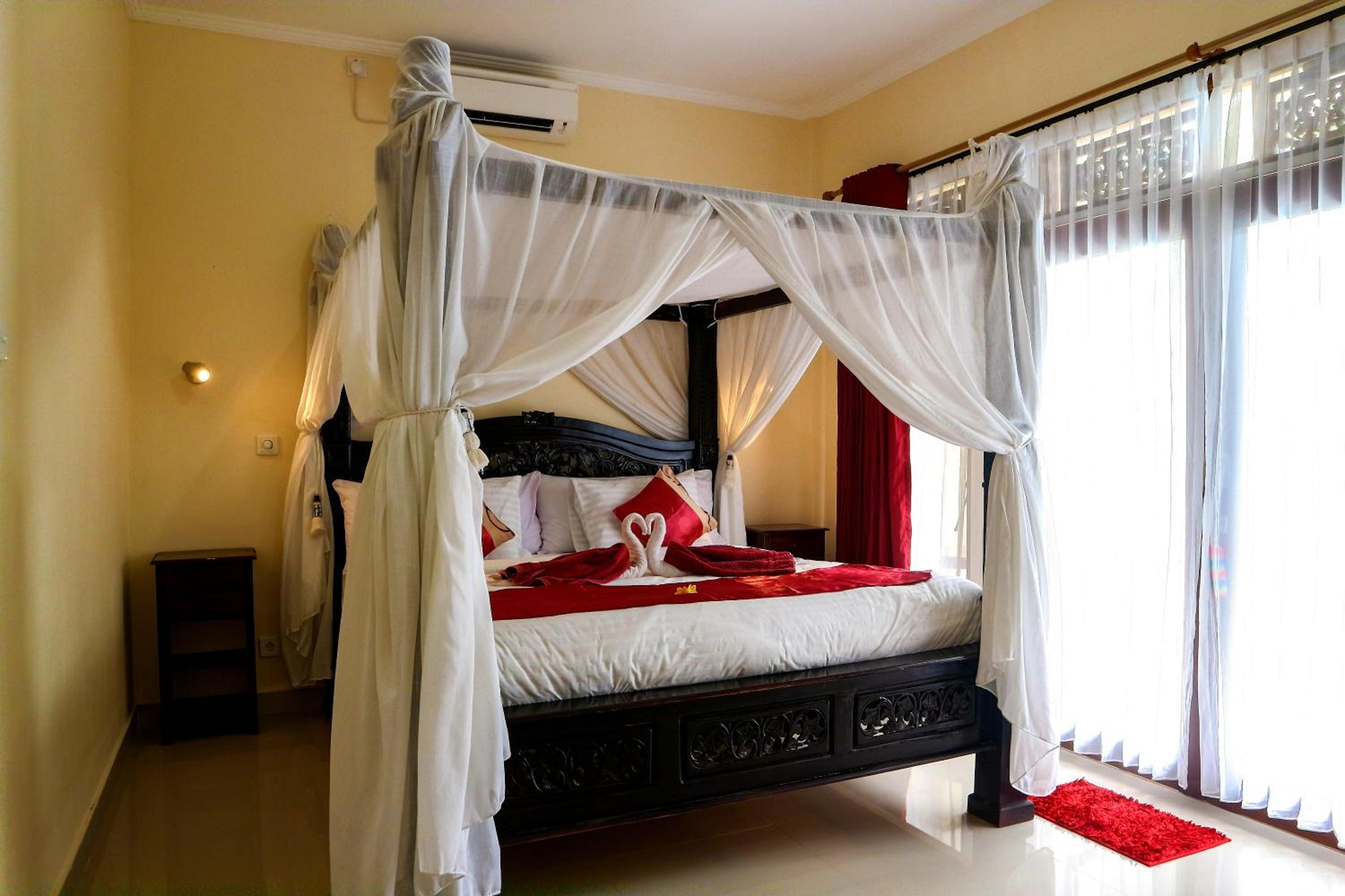 Deluxe Double Room with Bath
