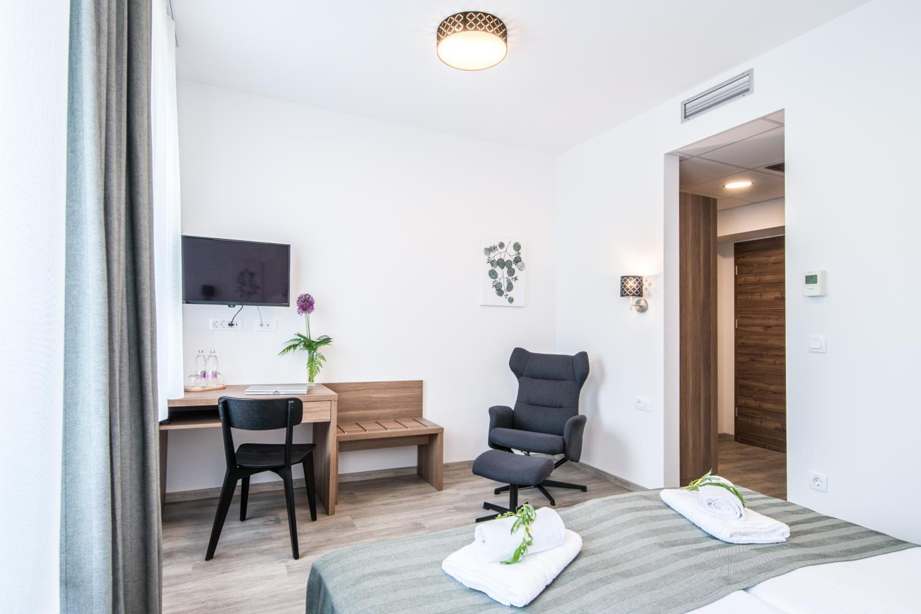 Double Room photo 2