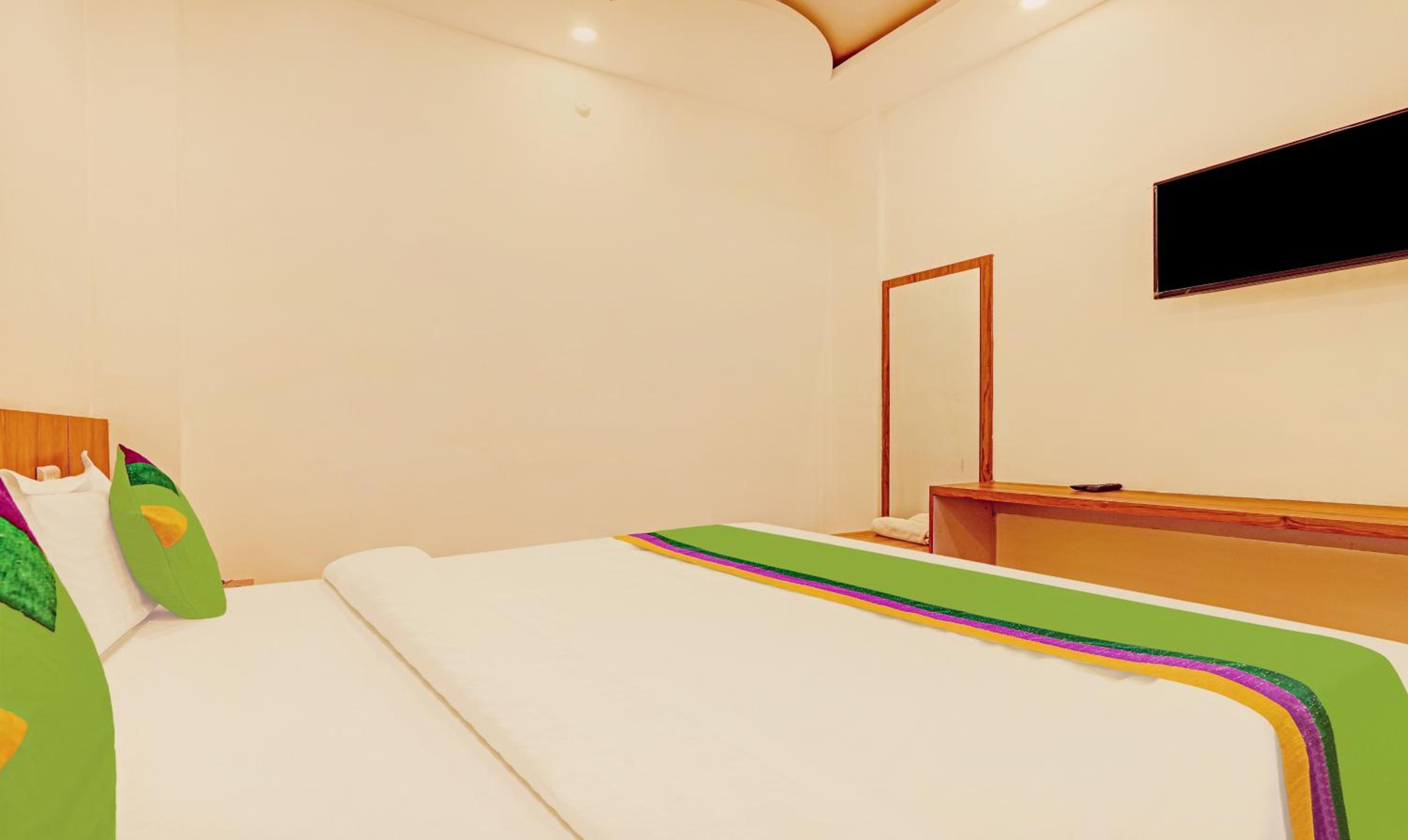 Standard Double Room - Photo 4