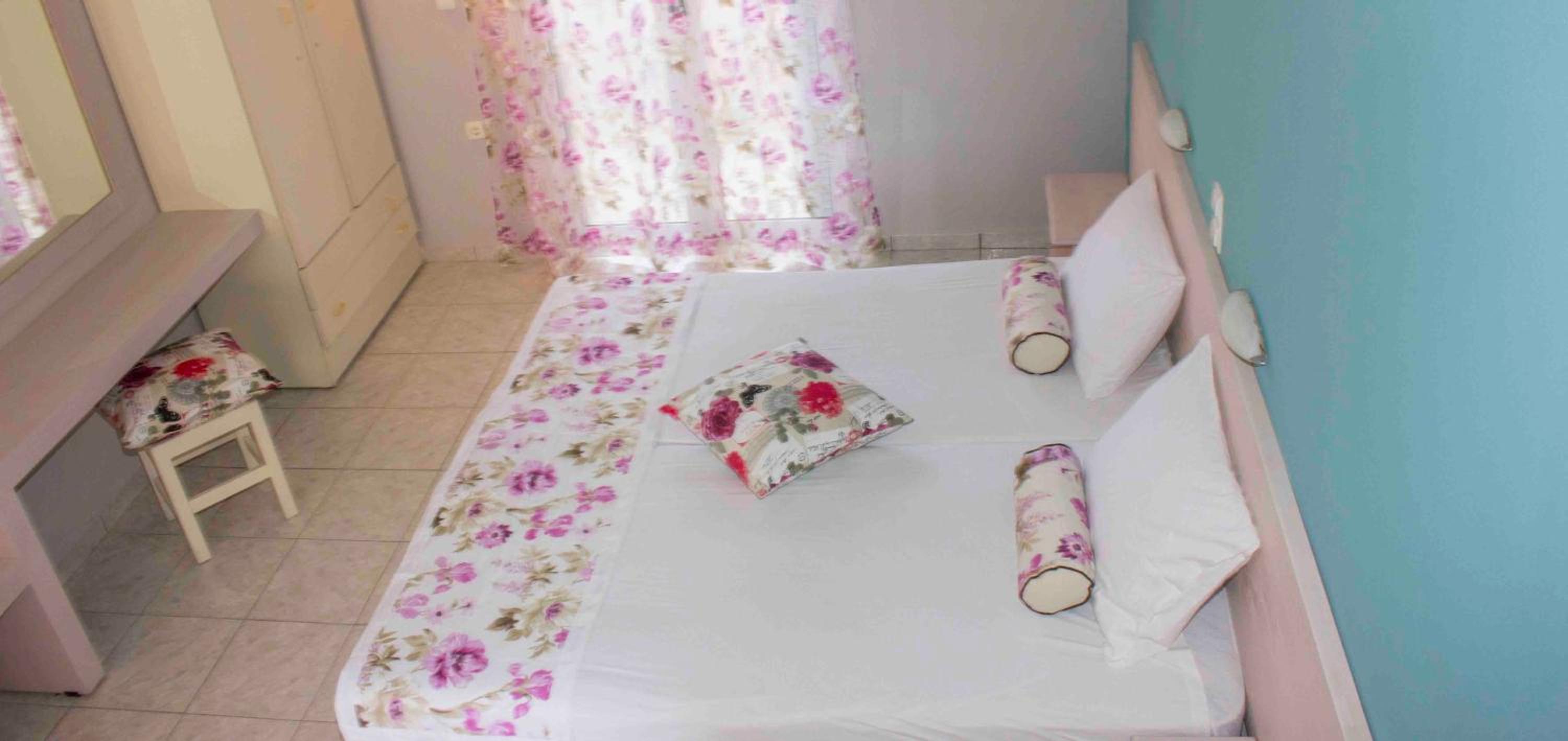 Budget Double Room photo 1