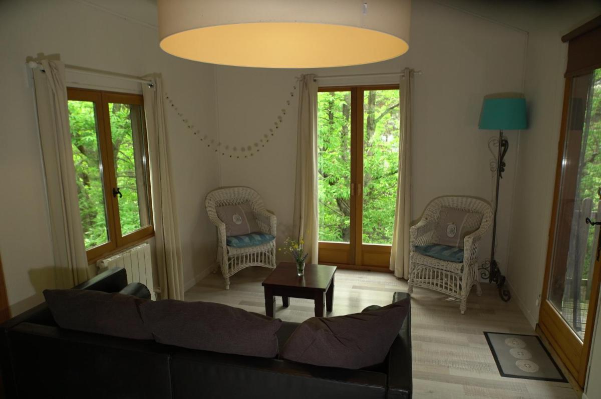 Two-Bedroom Villa - Photo 10
