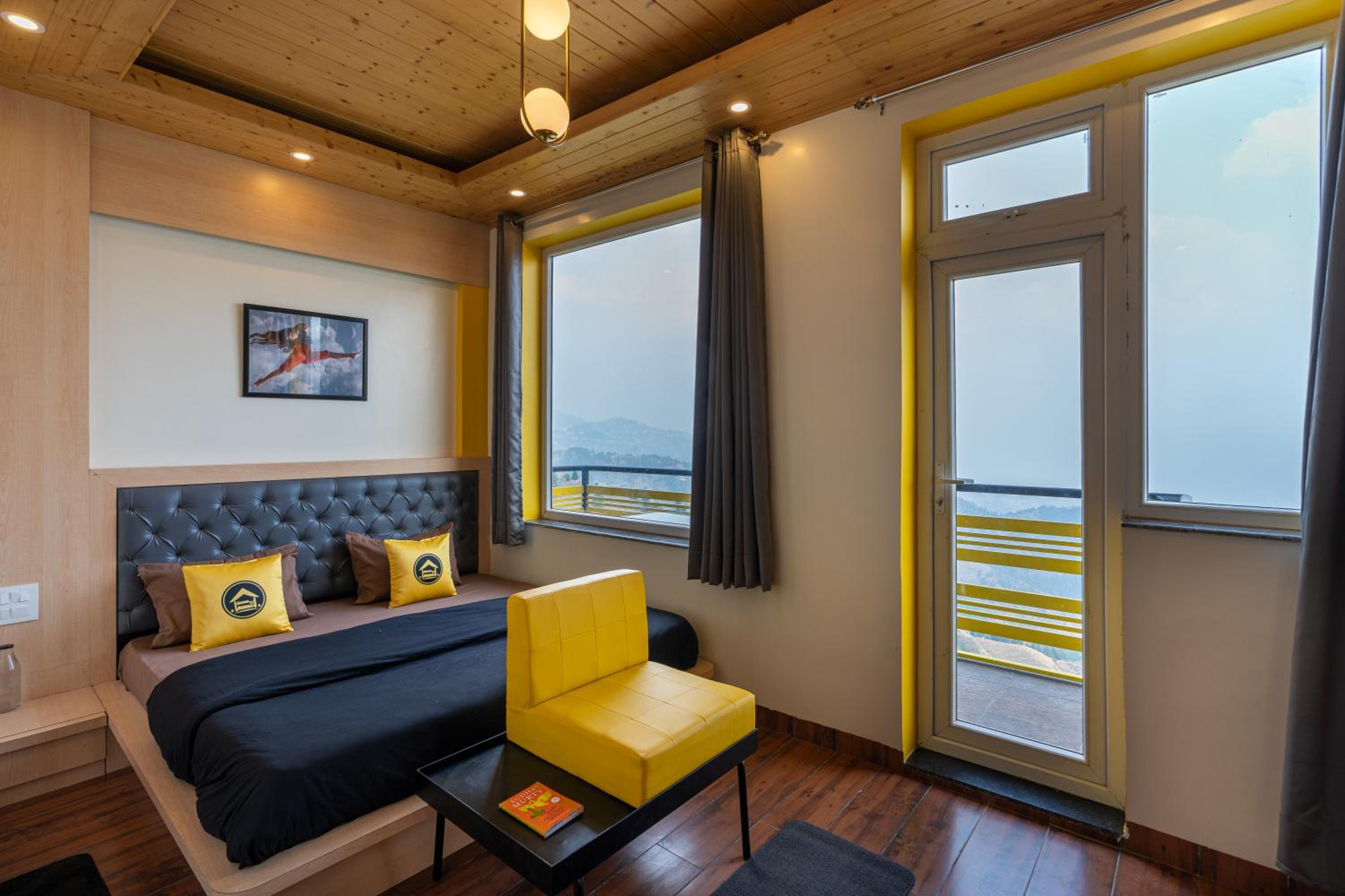 Superior Double Room with Balcony and Valley View - Photo 7