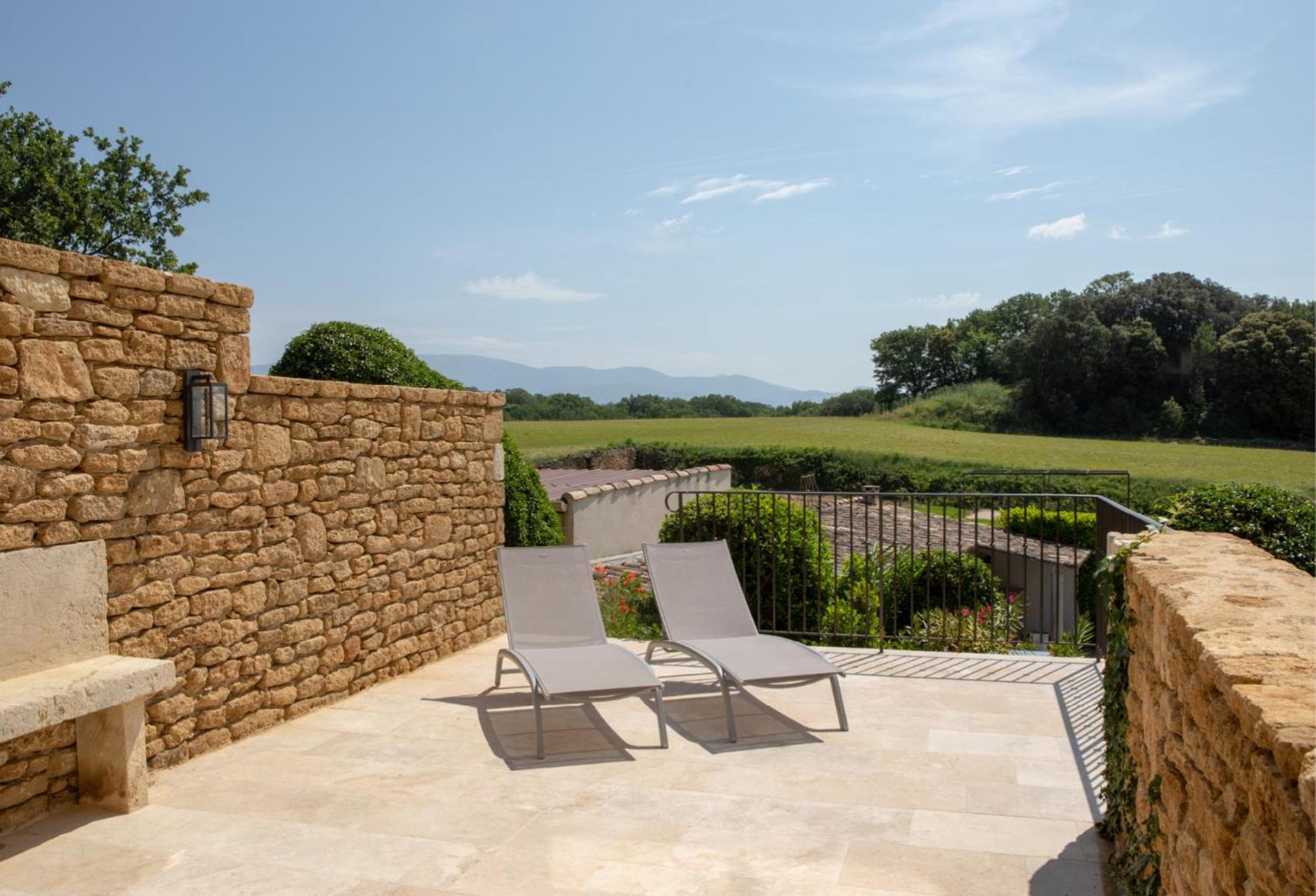 King Room with Pool View photo 1
