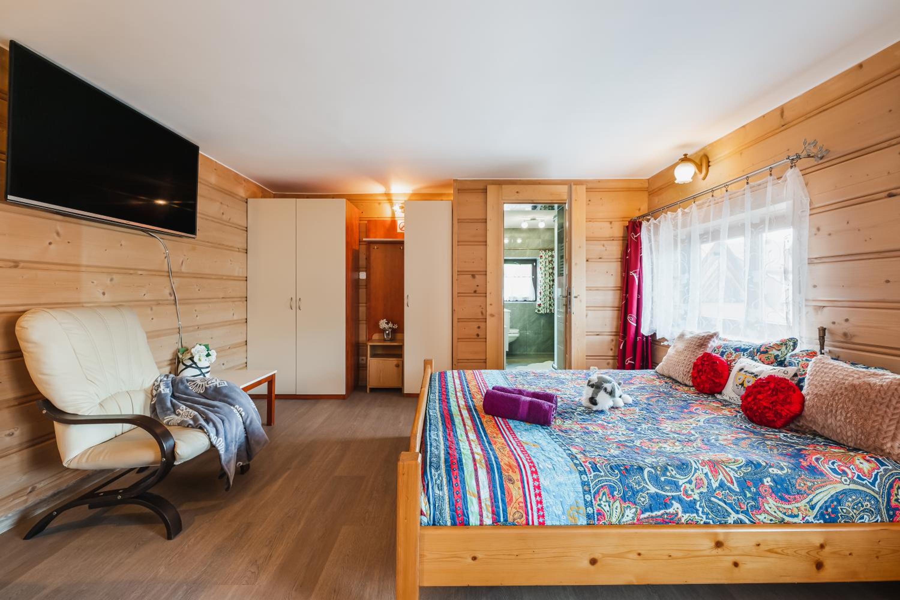 Studio Apartment