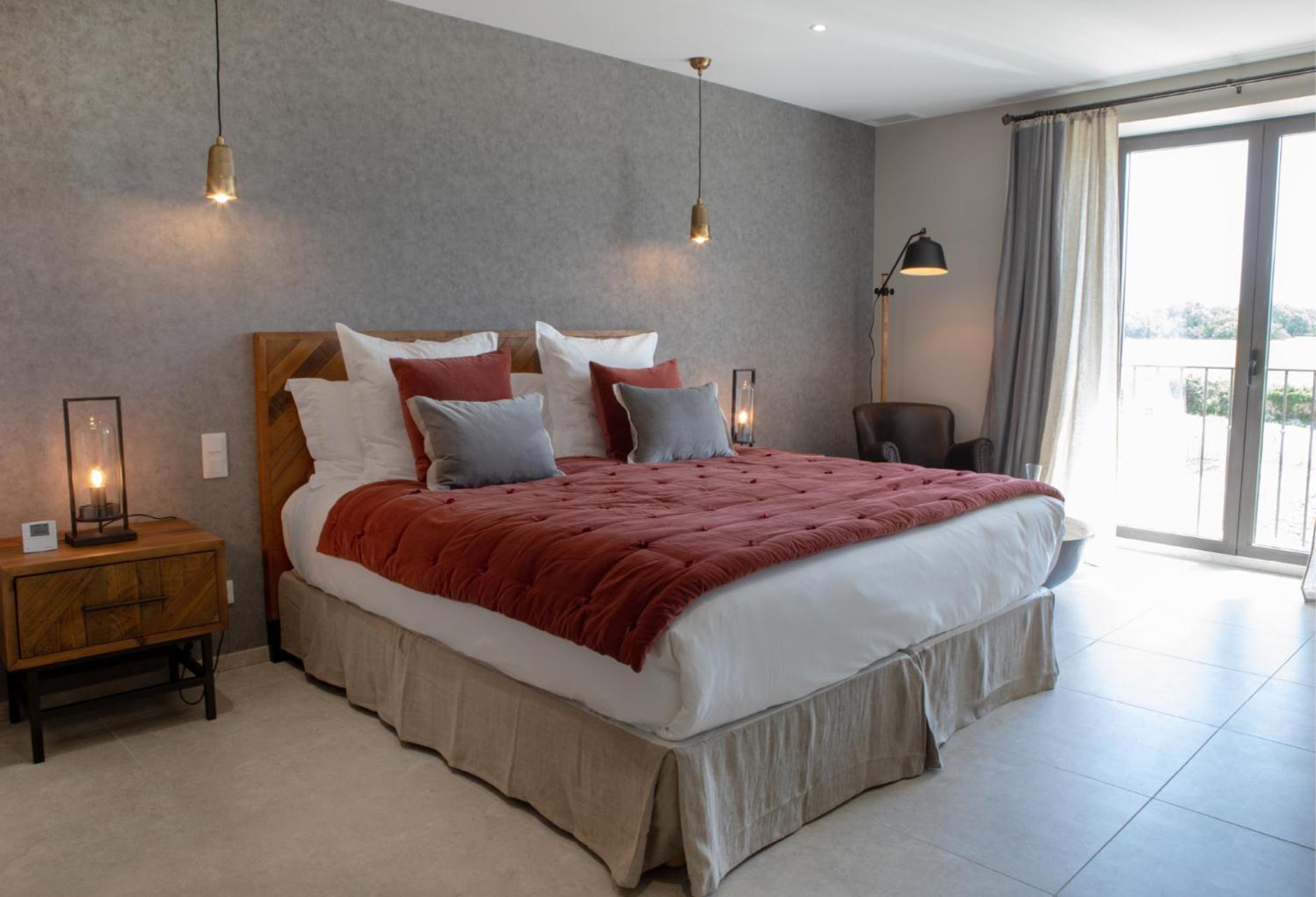 Superior King Room photo 2