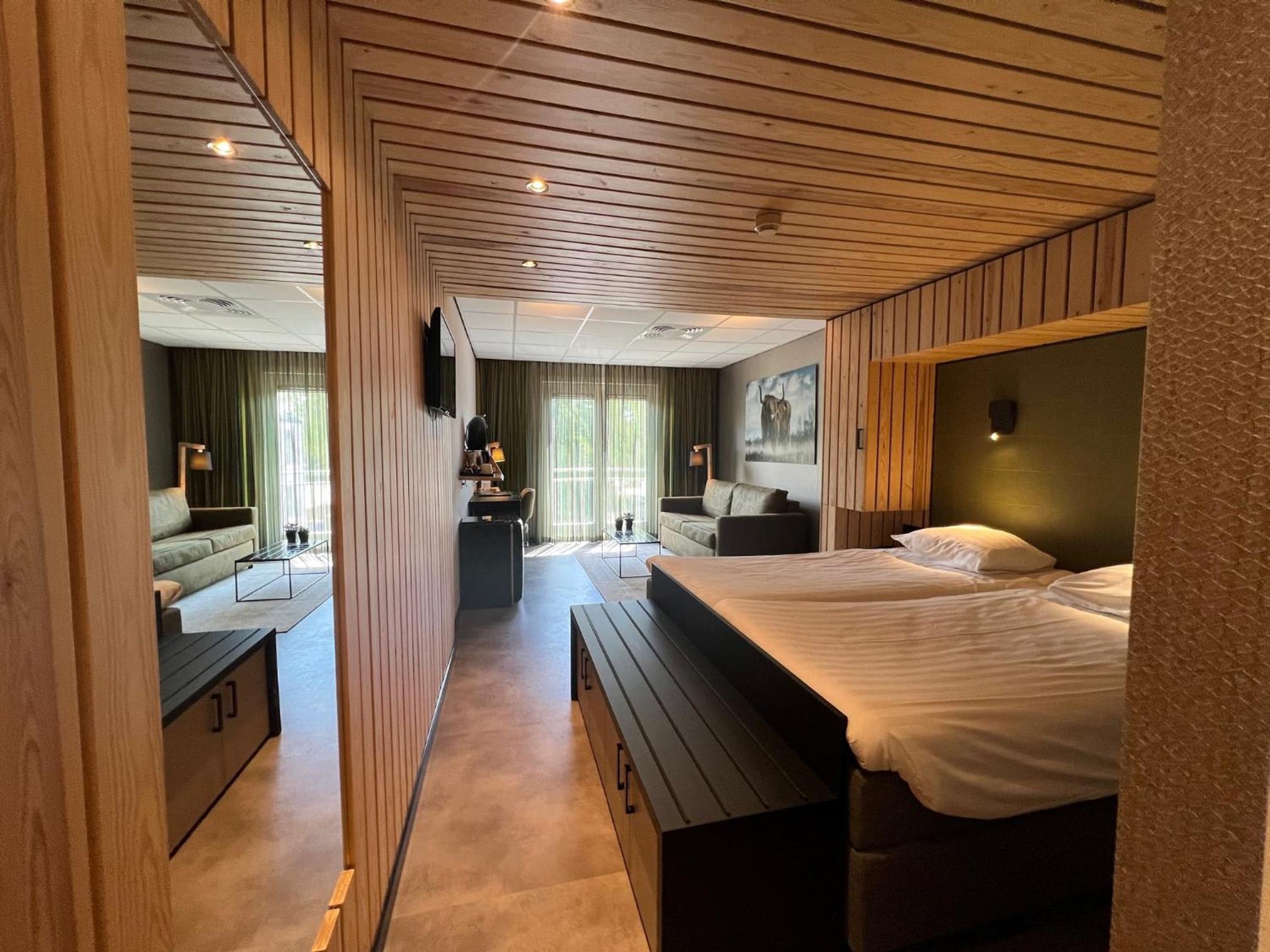 Superior Room - Photo 7