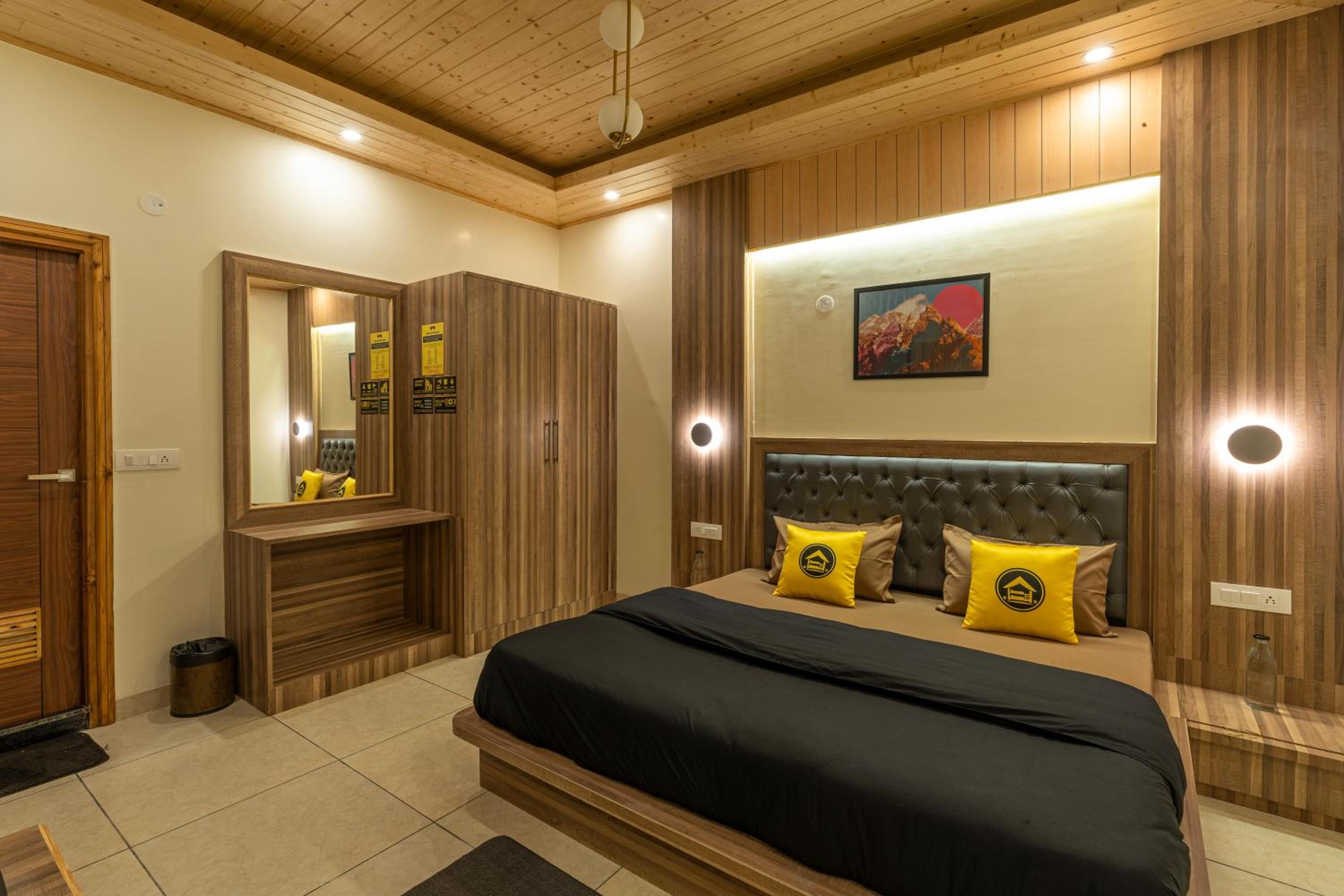 Deluxe Double Room - Photo 1