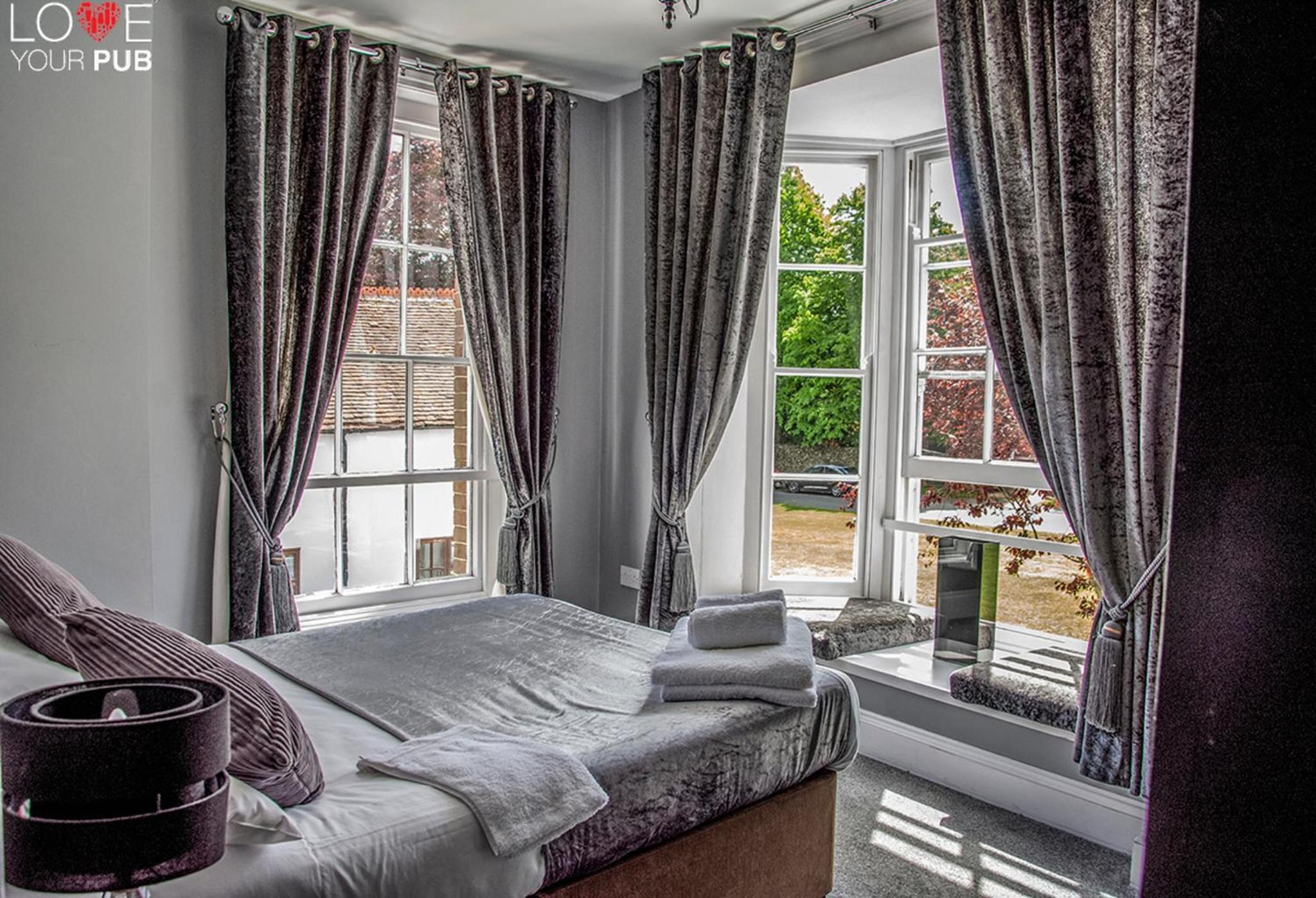 Double Room with Private Bathroom - Photo 1