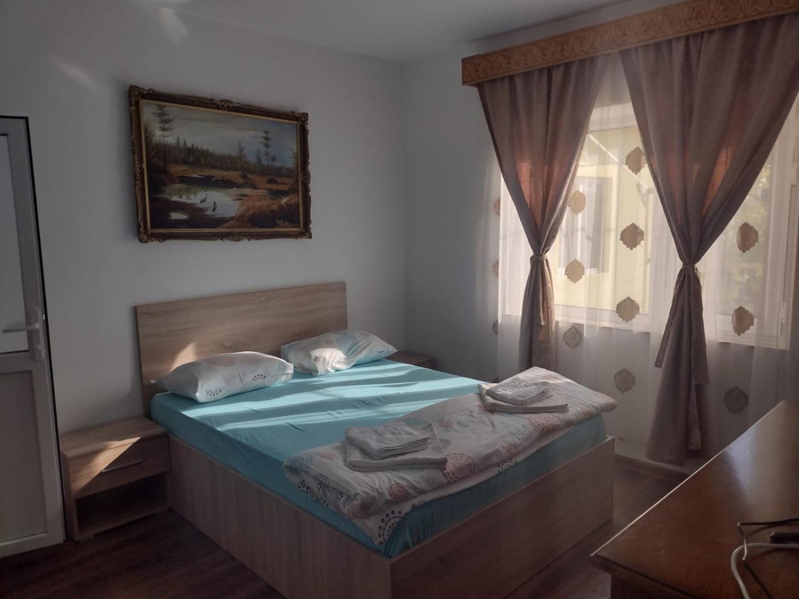 Double Room with Private Bathroom photo 2