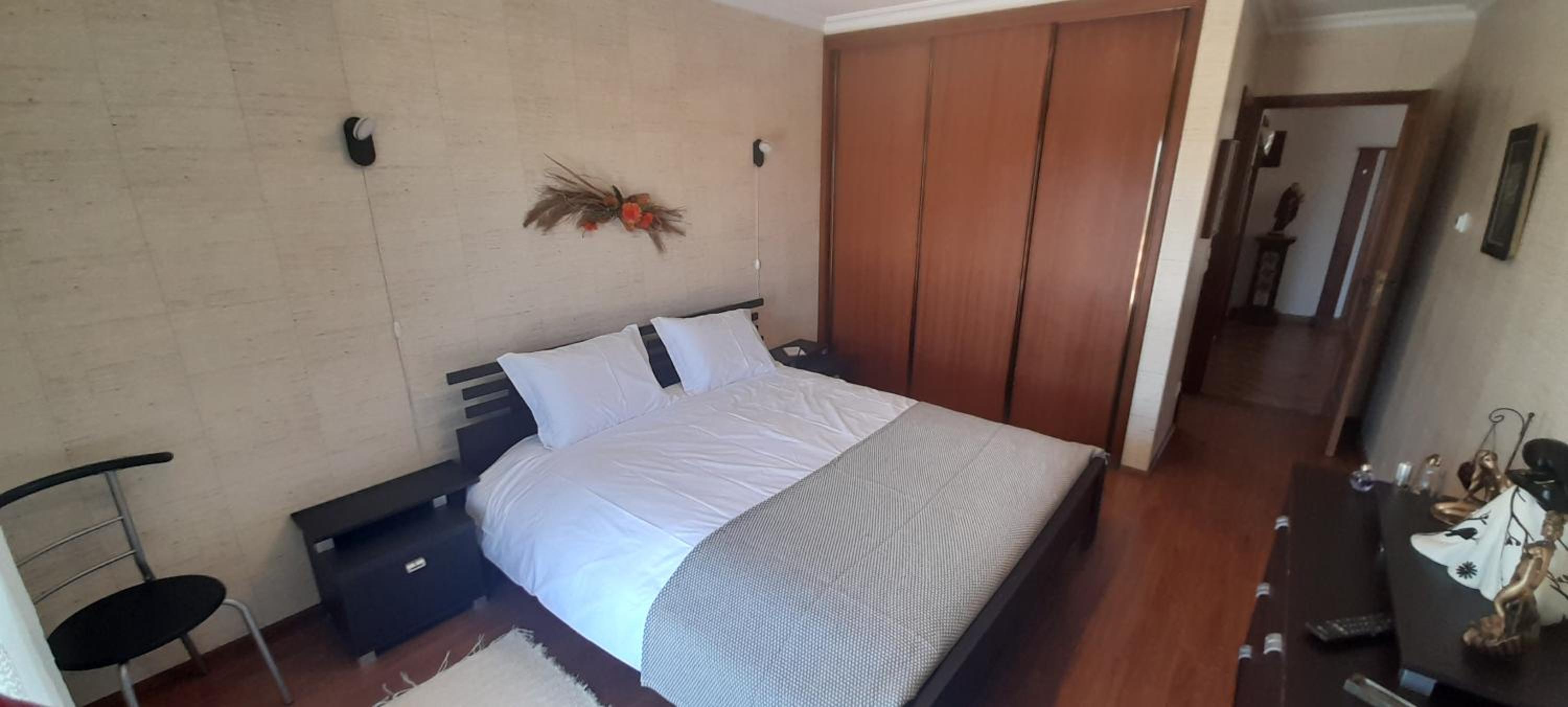 Apartment with Balcony - Photo 33
