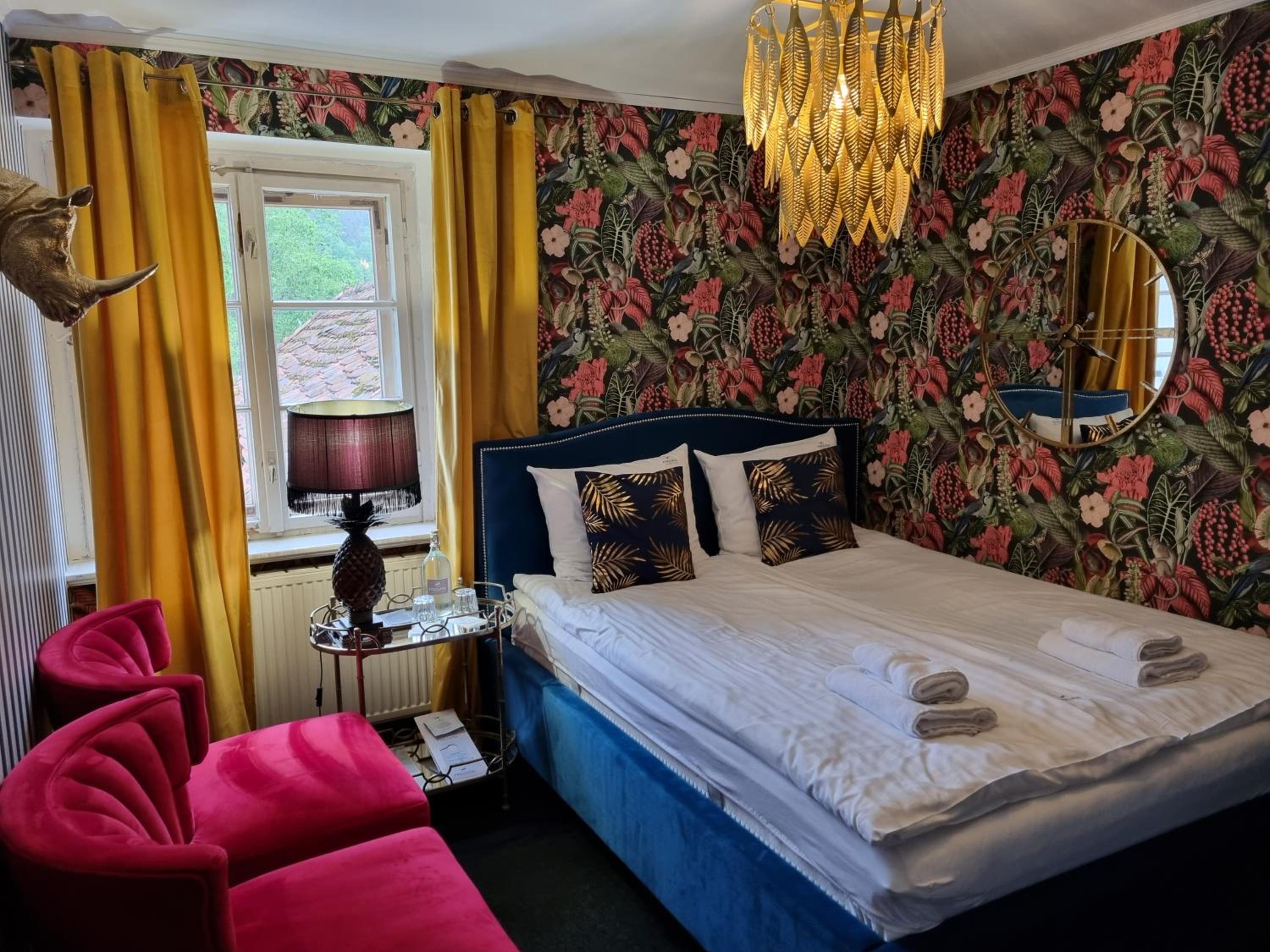 Small Double Room - Photo 1