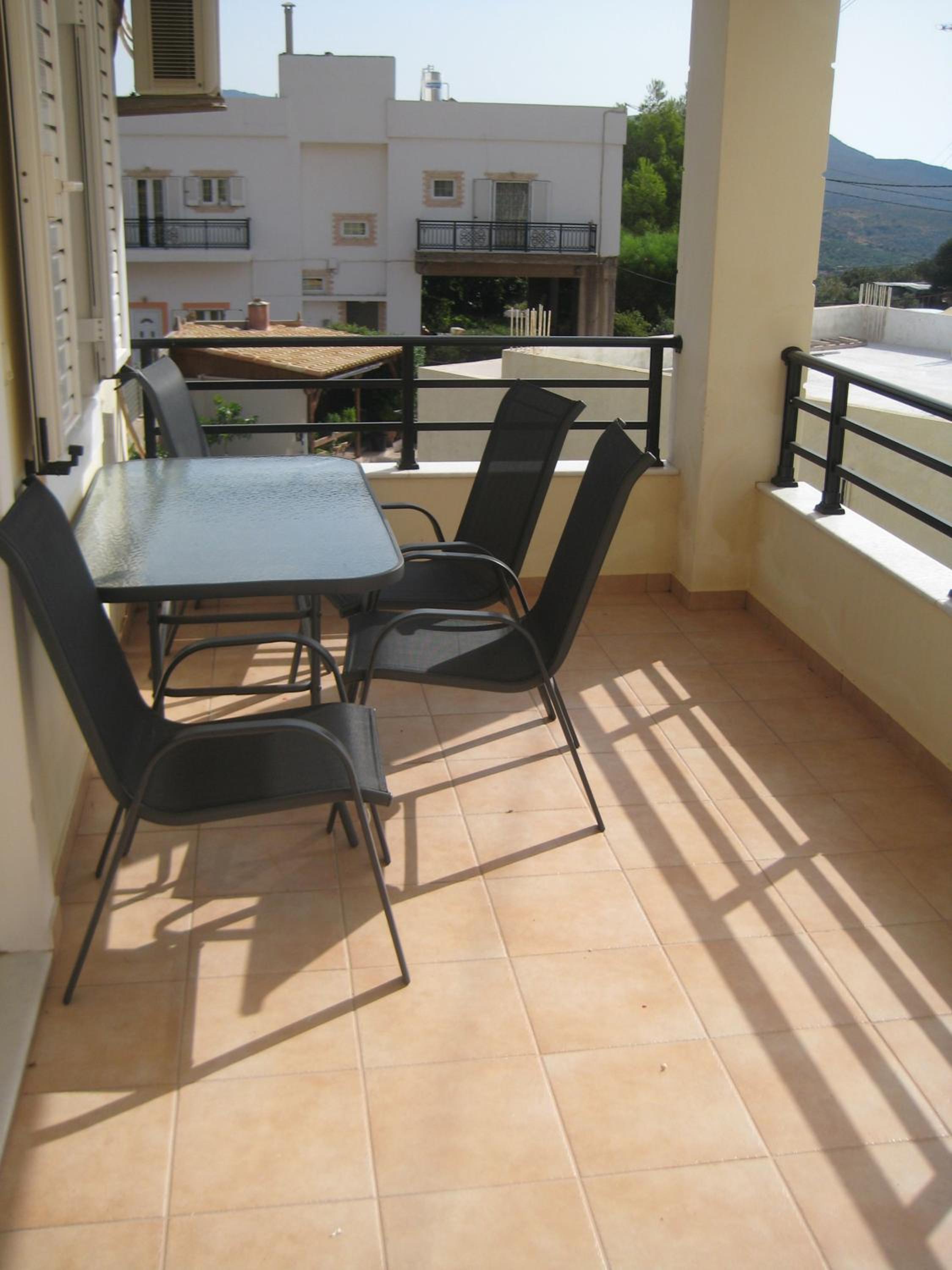 Two-Bedroom Apartment with City View - Photo 35