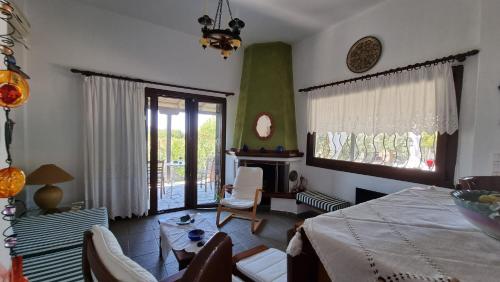 Three-Bedroom House photo 1