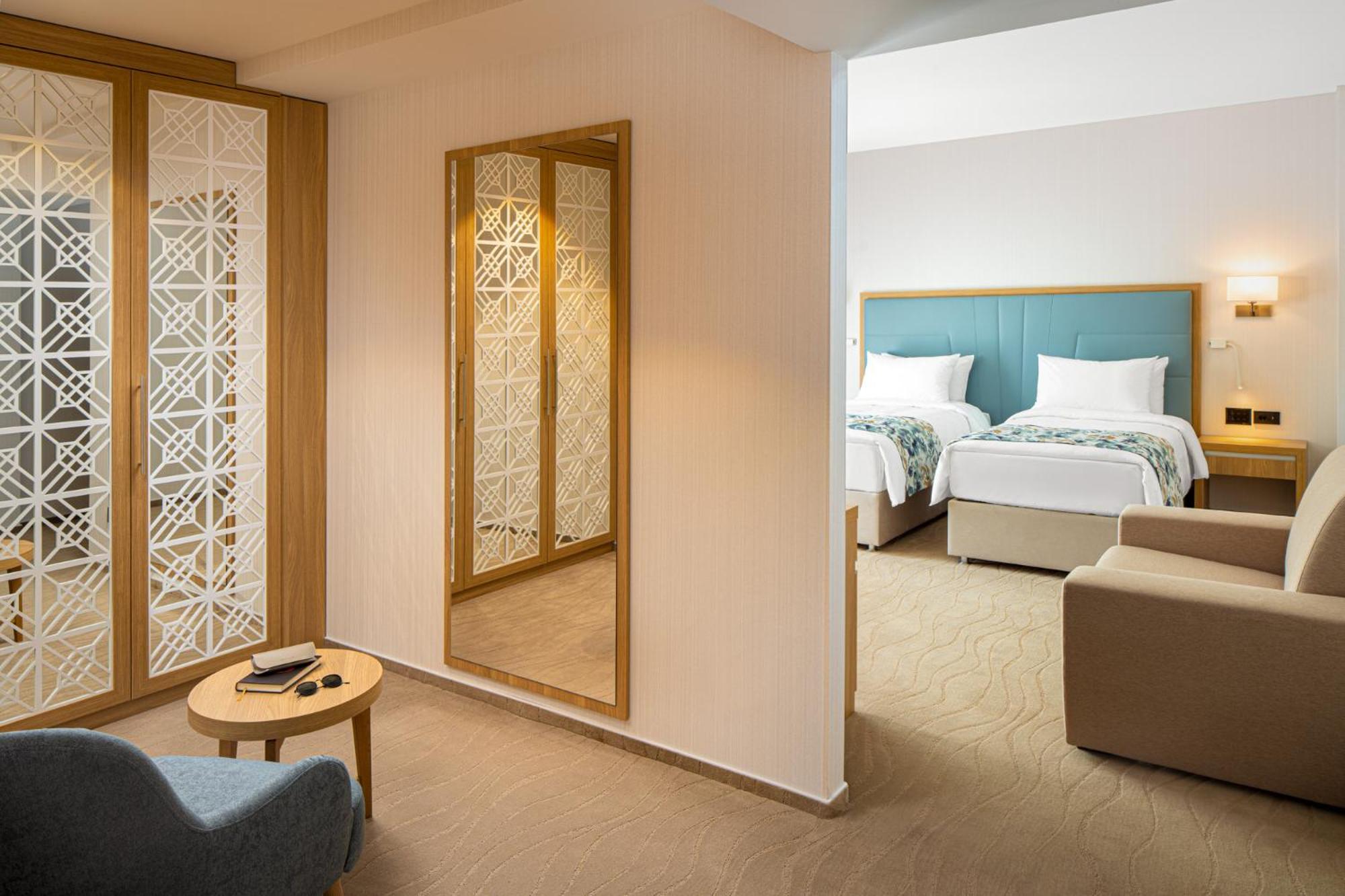 Superior Double or Twin Room with Terrace - Photo 3