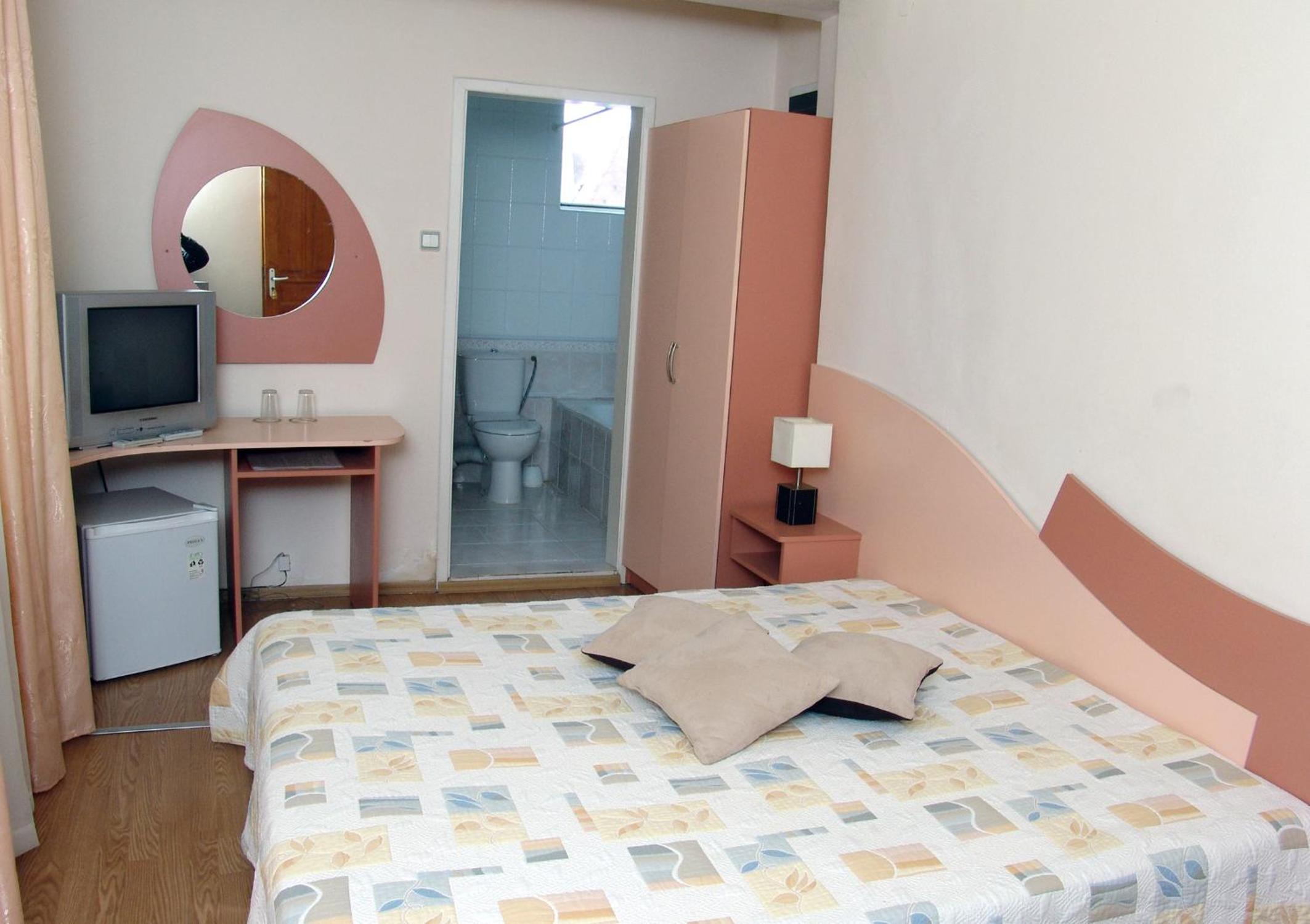 Single Room photo 1