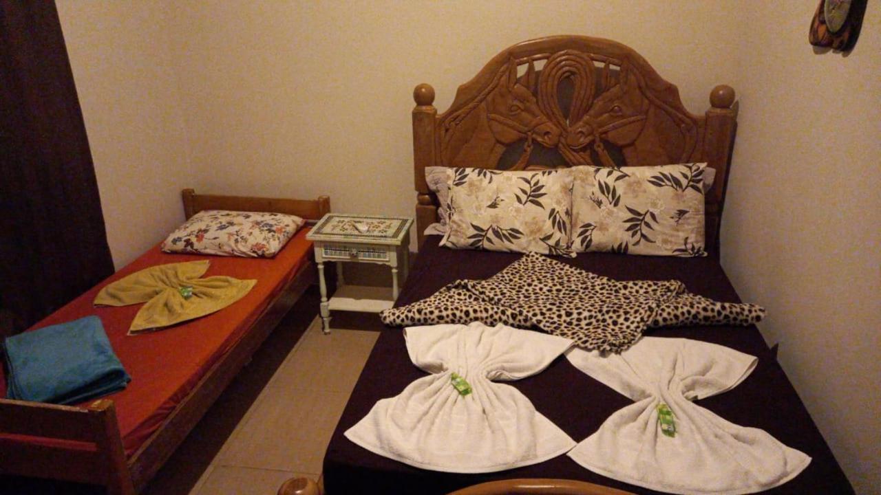 Two-Bedroom House - Photo 6