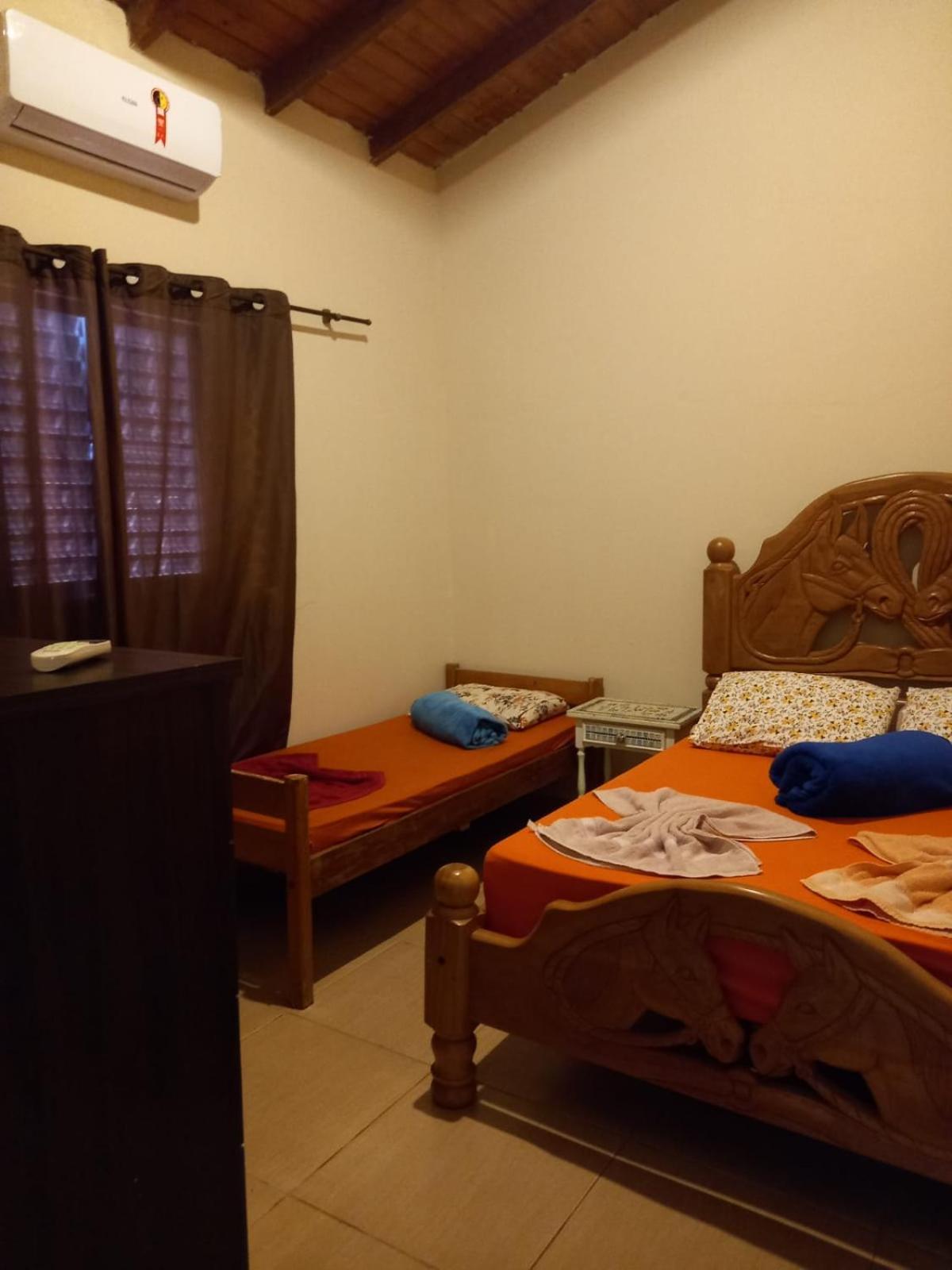 Two-Bedroom House - Photo 2