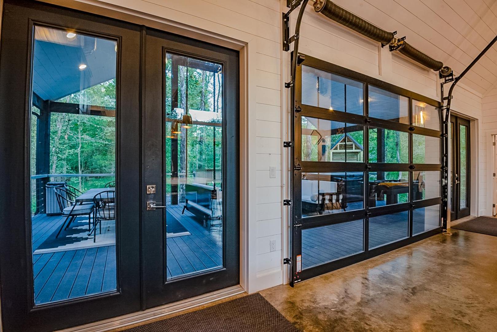 Four-Bedroom House - Photo 36