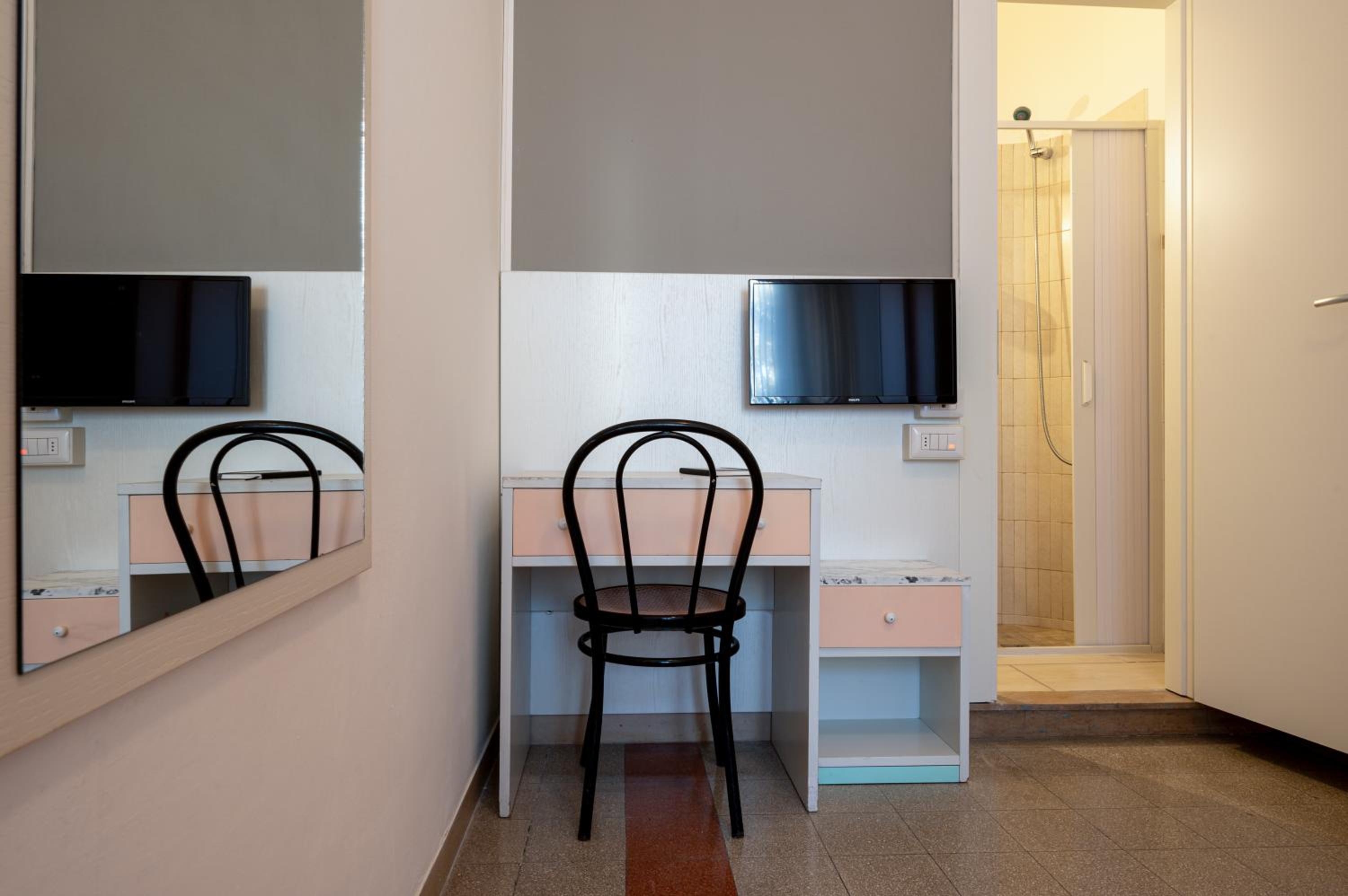 Economy Single Room photo 2