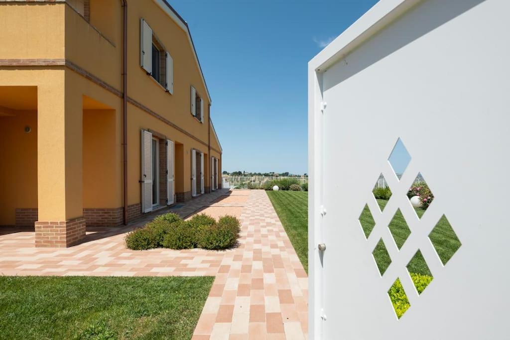 Apartment with Garden View - Photo 7