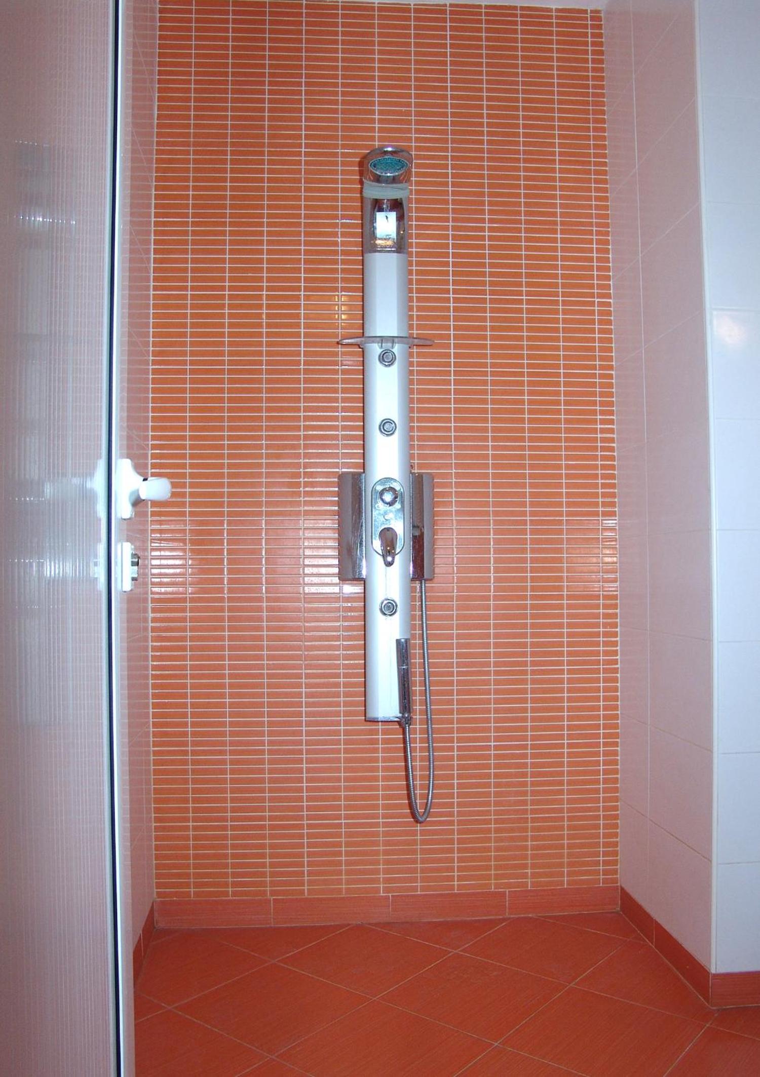 Apartment with Balcony photo 2