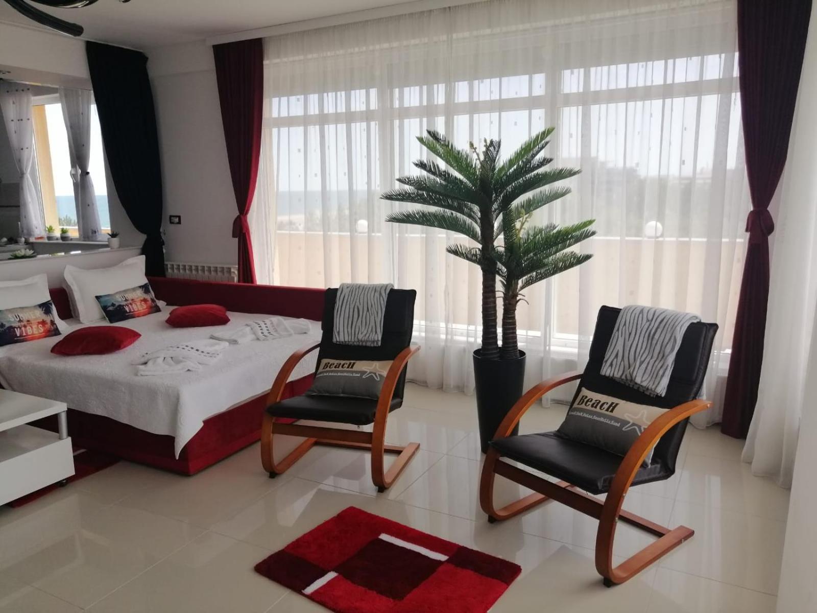 Apartment with Sea View - Photo 12