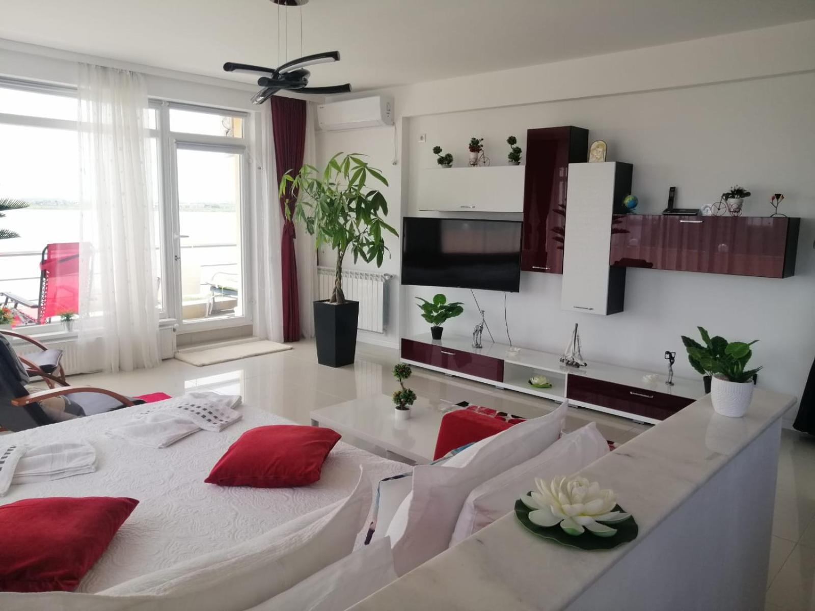 Apartment with Sea View - Photo 13