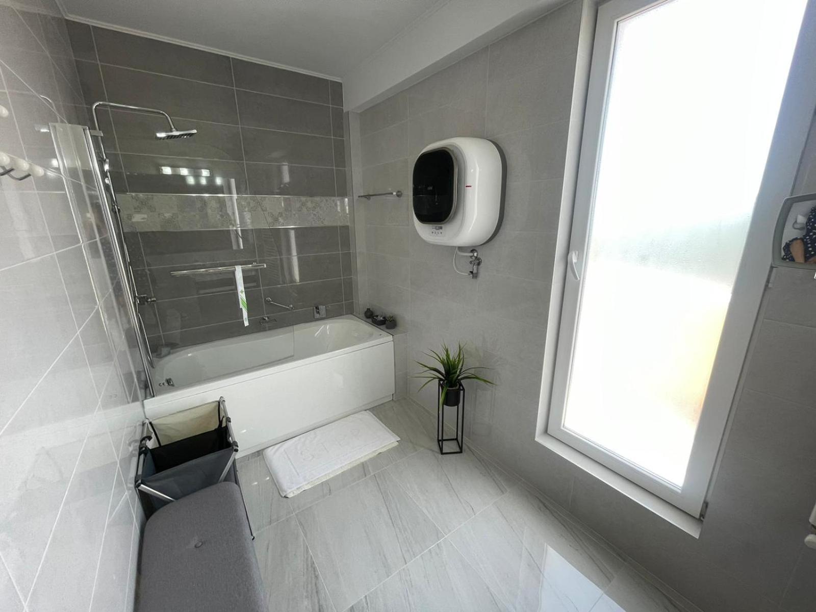 Apartment with Sea View - Photo 18