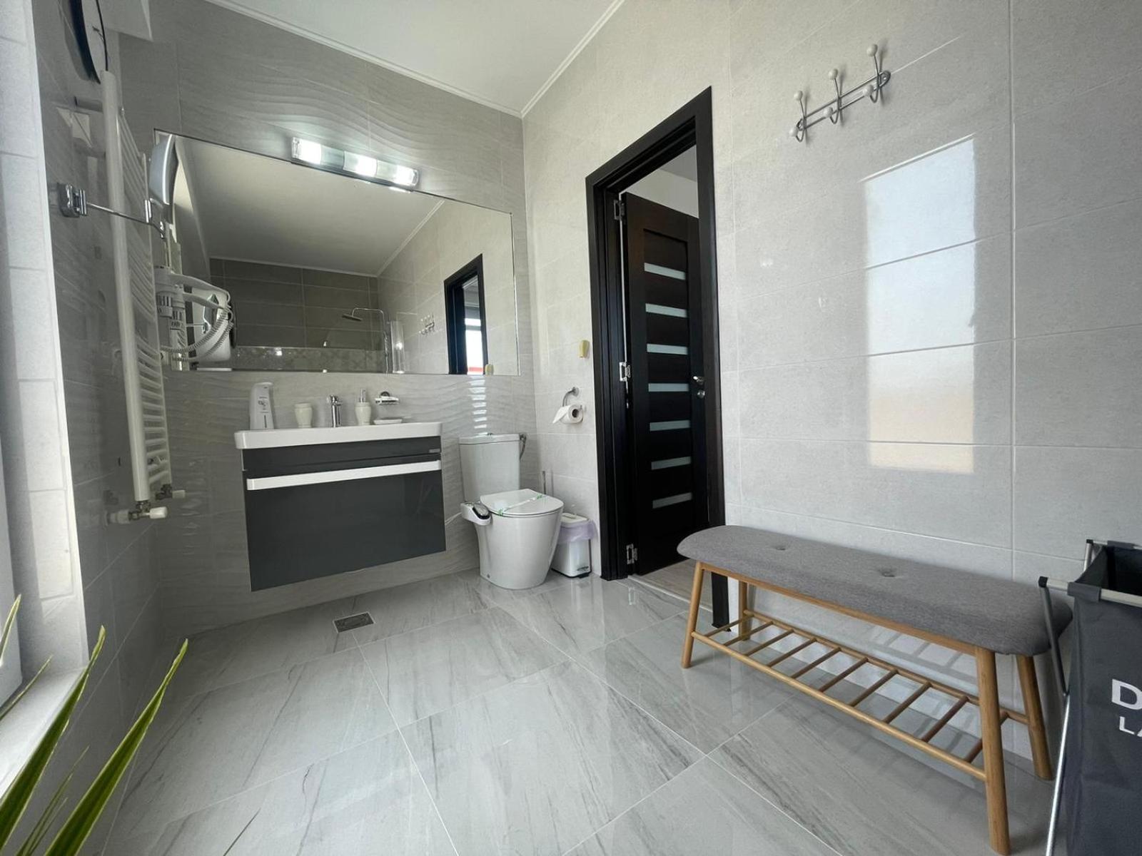 Apartment with Sea View - Photo 19