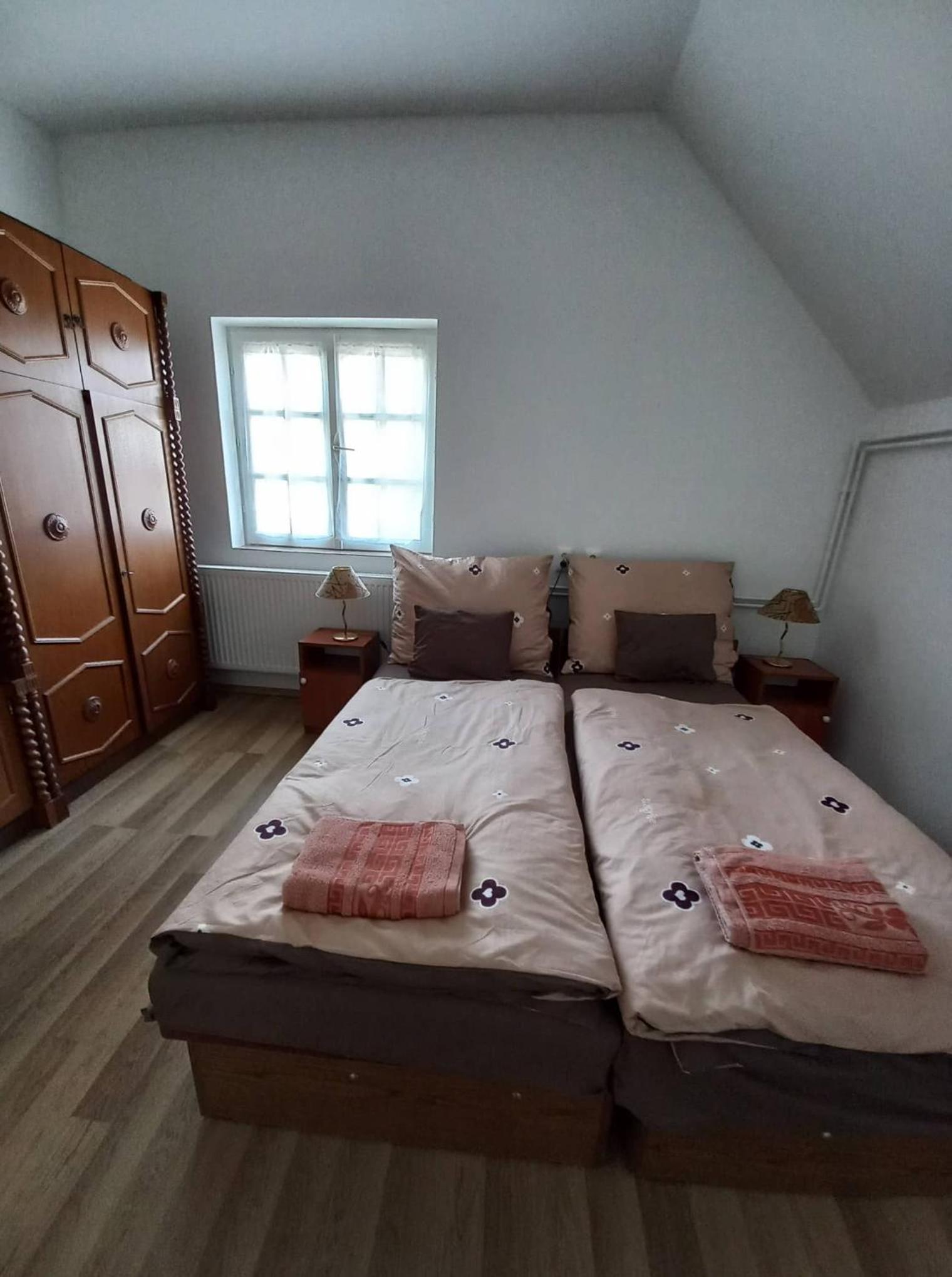 Four-Room Apartment photo 1