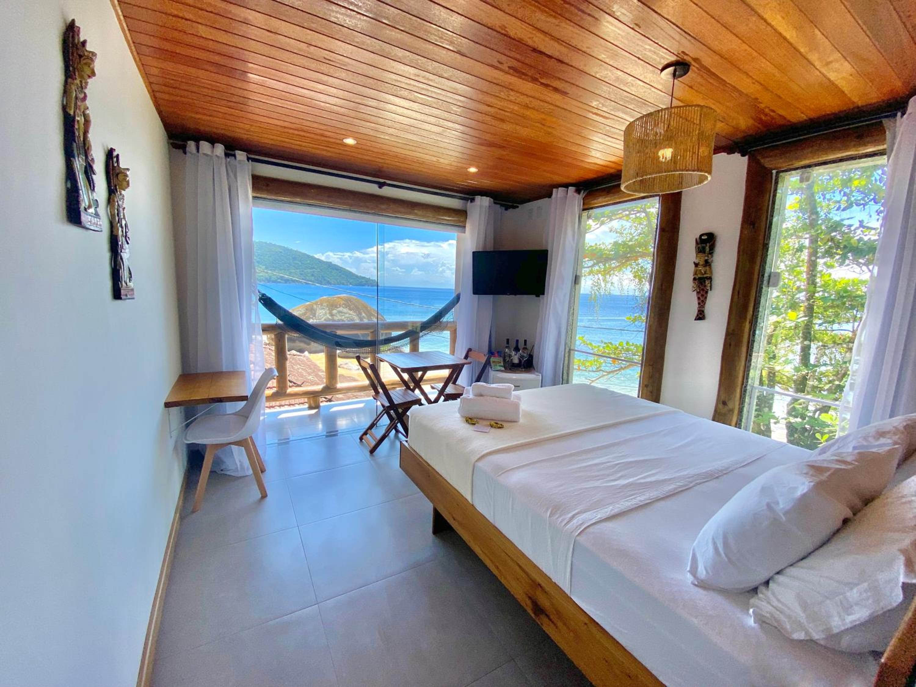 Queen Room with Sea View photo 1