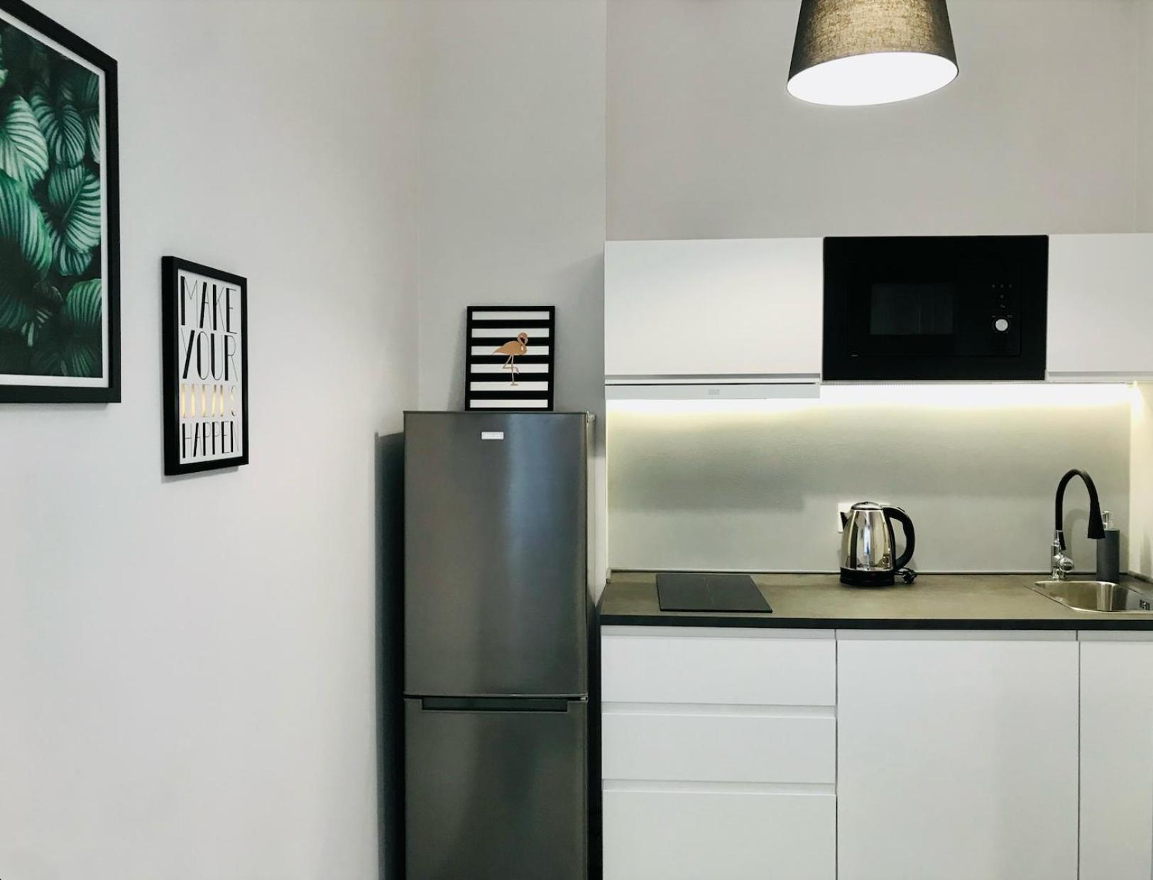 Standard Double Room - Photo 7