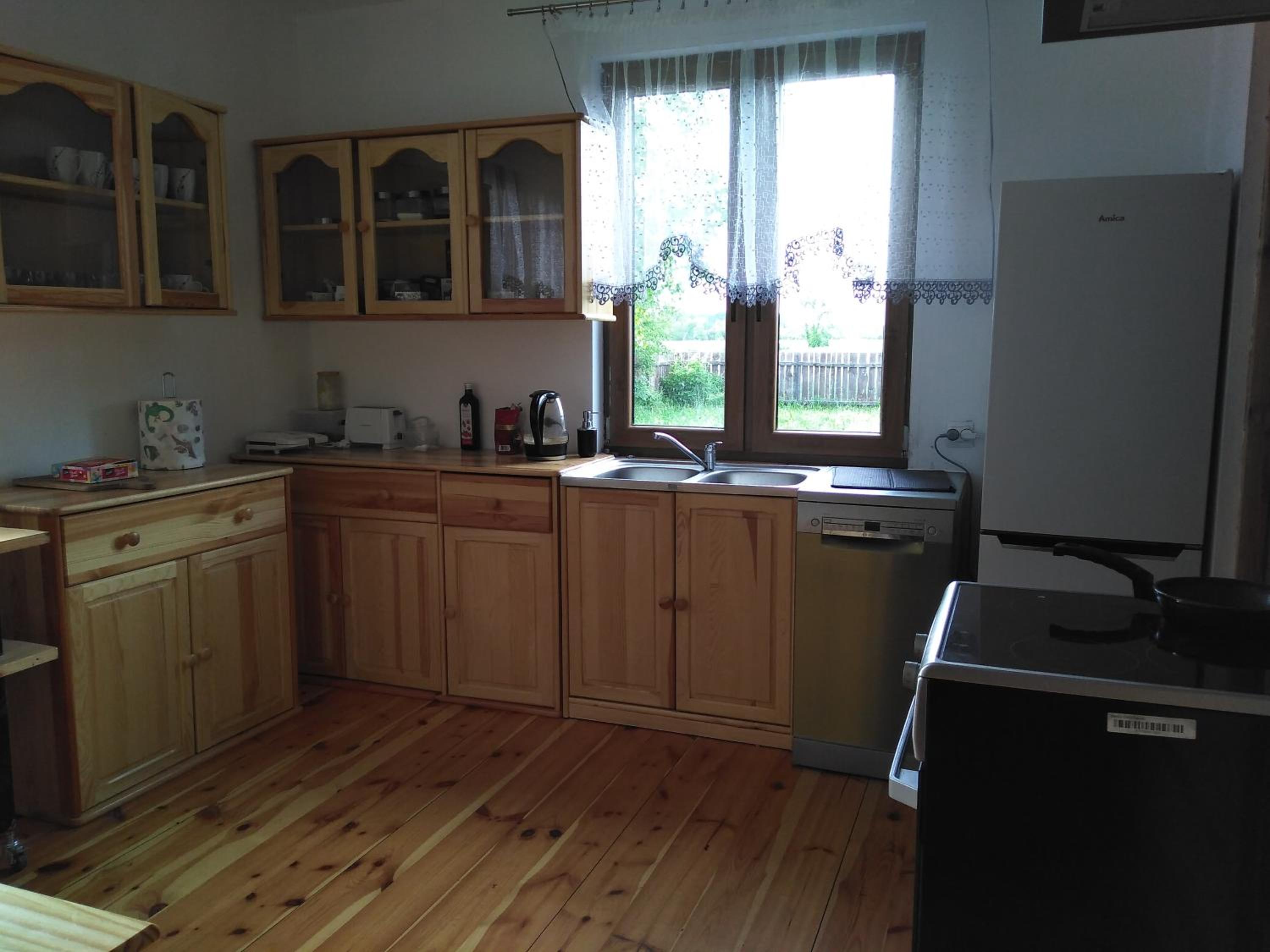 Four-Bedroom House - Photo 10