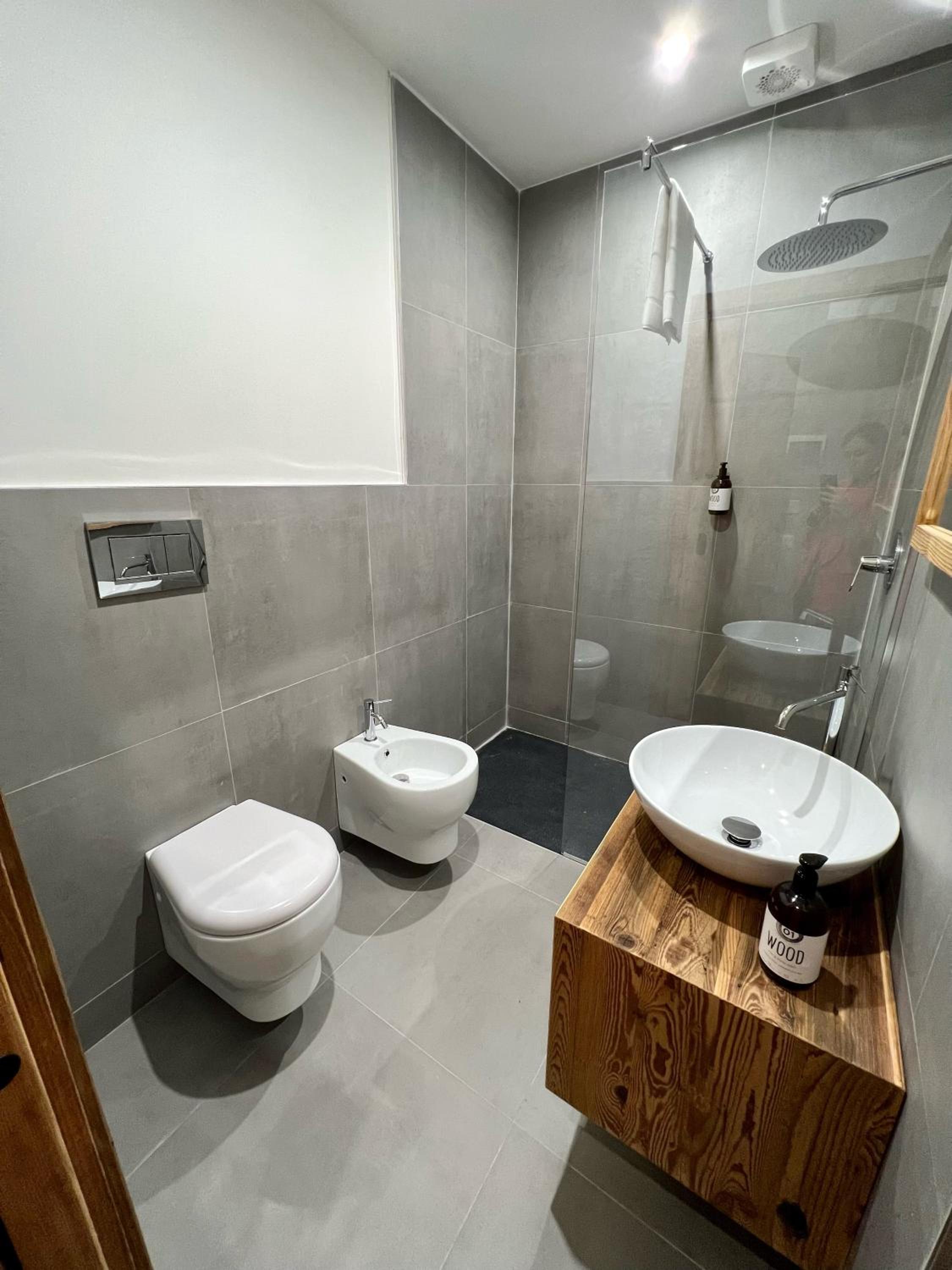 Double Room with Lake View photo 2