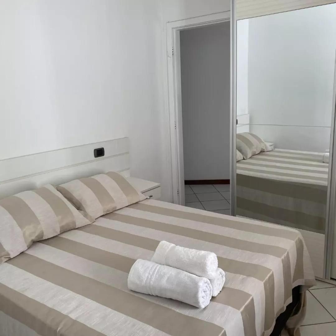 One-Bedroom Apartment - 201C (No Pool Access and just fan) photo 2