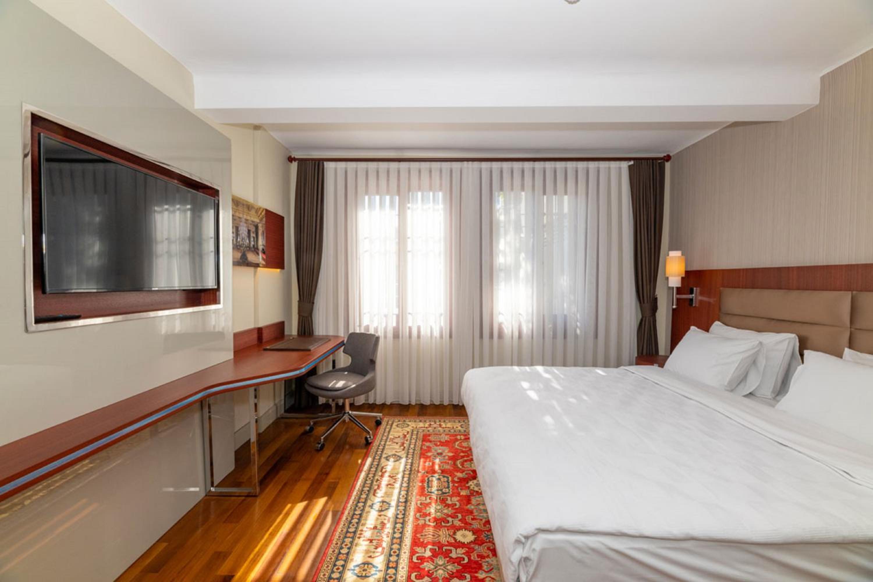 Budget Double Room photo 2